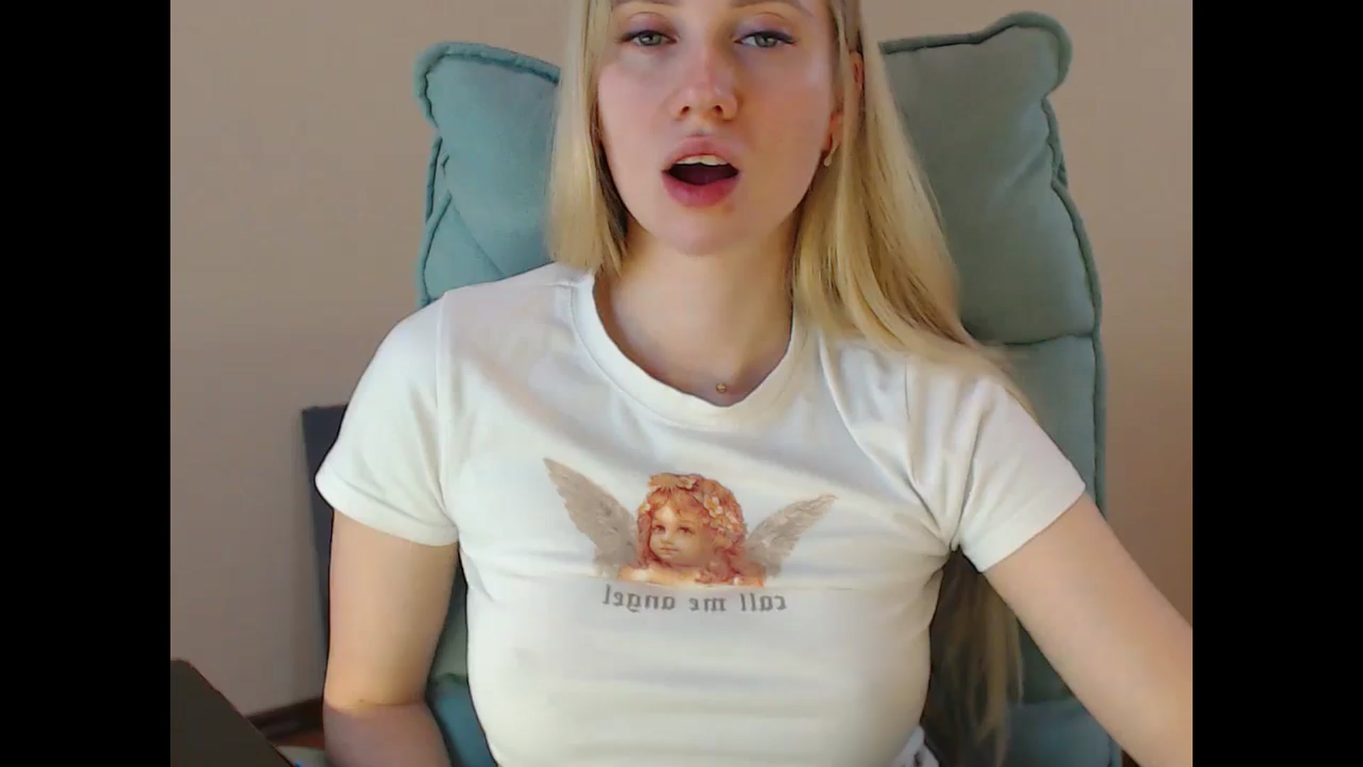 Gallery image thumbnail from Miss_Sylvia's myfreecams stream on, 05/07/2025, 16:02 image 6 of 20