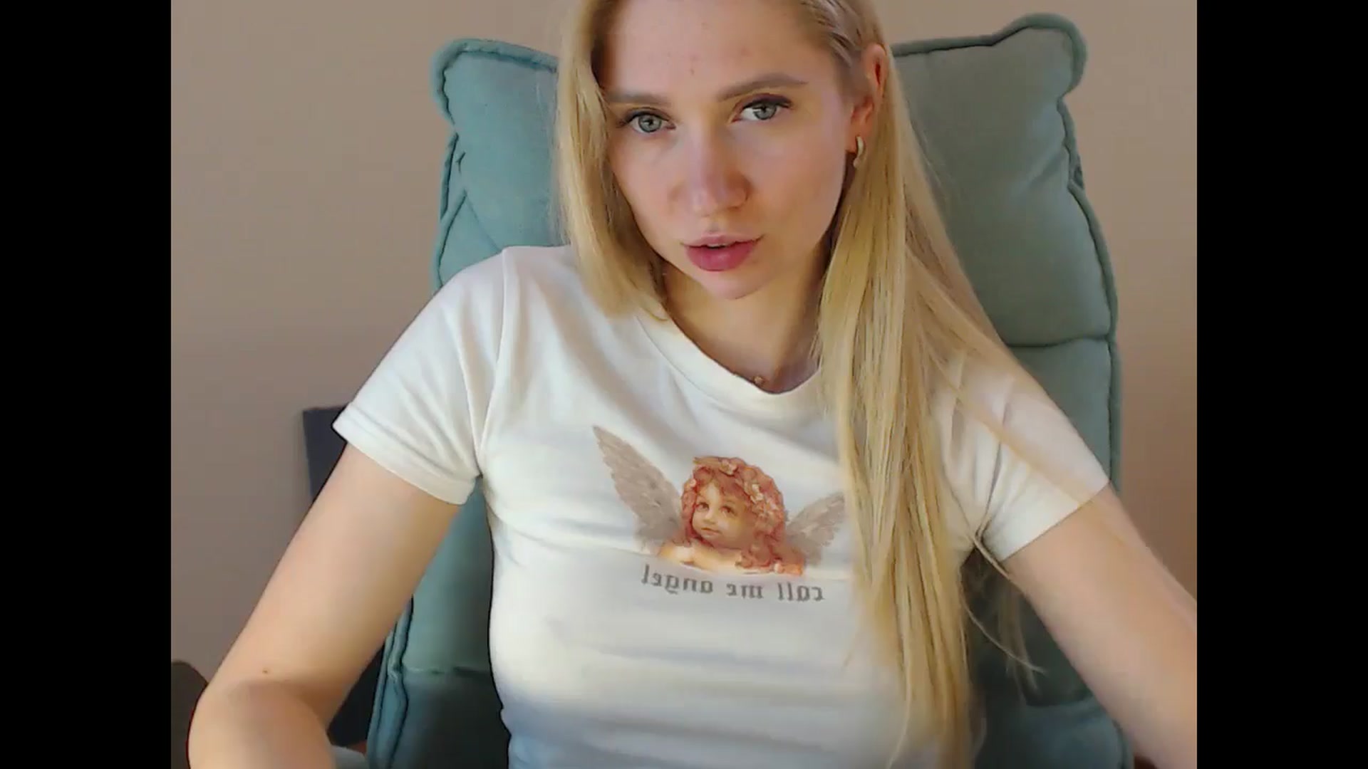Gallery image thumbnail from Miss_Sylvia's myfreecams stream on, 05/07/2025, 16:02 image 9 of 20