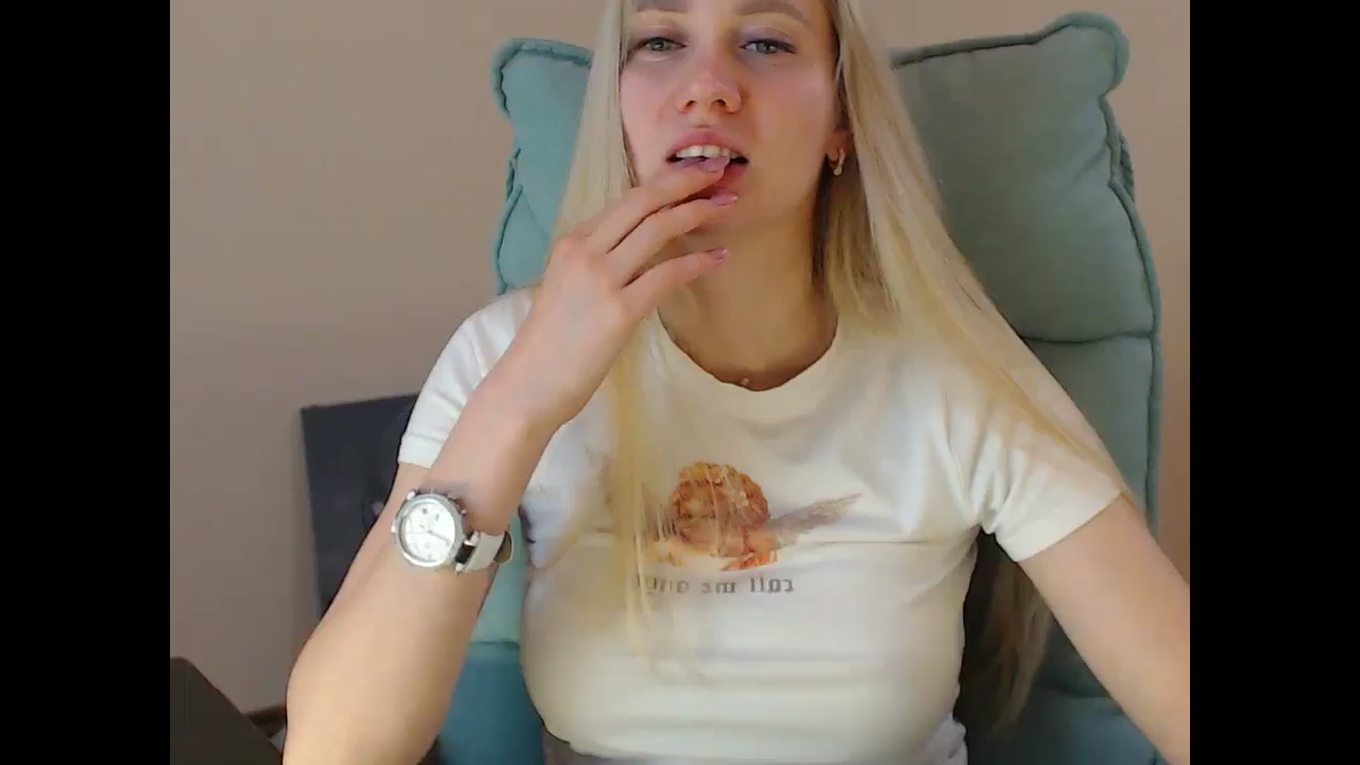 Gallery image thumbnail from Miss_Sylvia's myfreecams stream on, 05/07/2025, 16:02 image 17 of 20