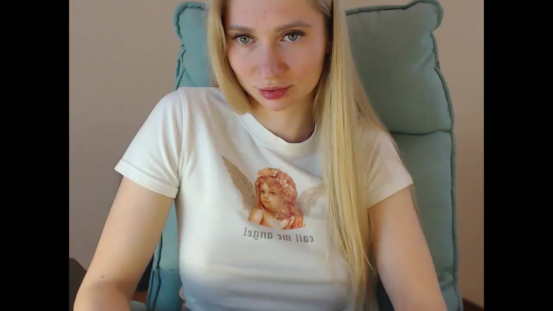 Gallery image thumbnail from Miss_Sylvia's myfreecams stream on, 05/07/2025, 18:23 image 12 of 20