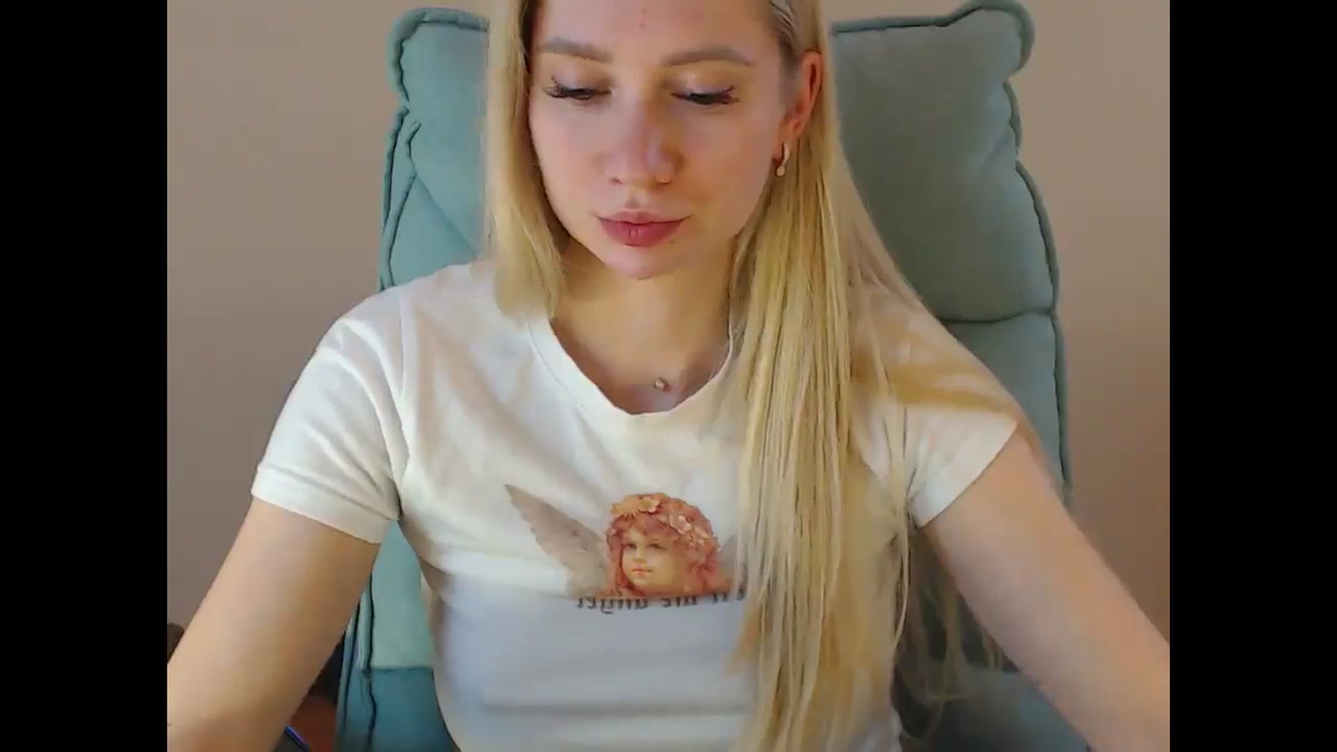 Gallery image thumbnail from Miss_Sylvia's myfreecams stream on, 05/07/2025, 18:23 image 3 of 20