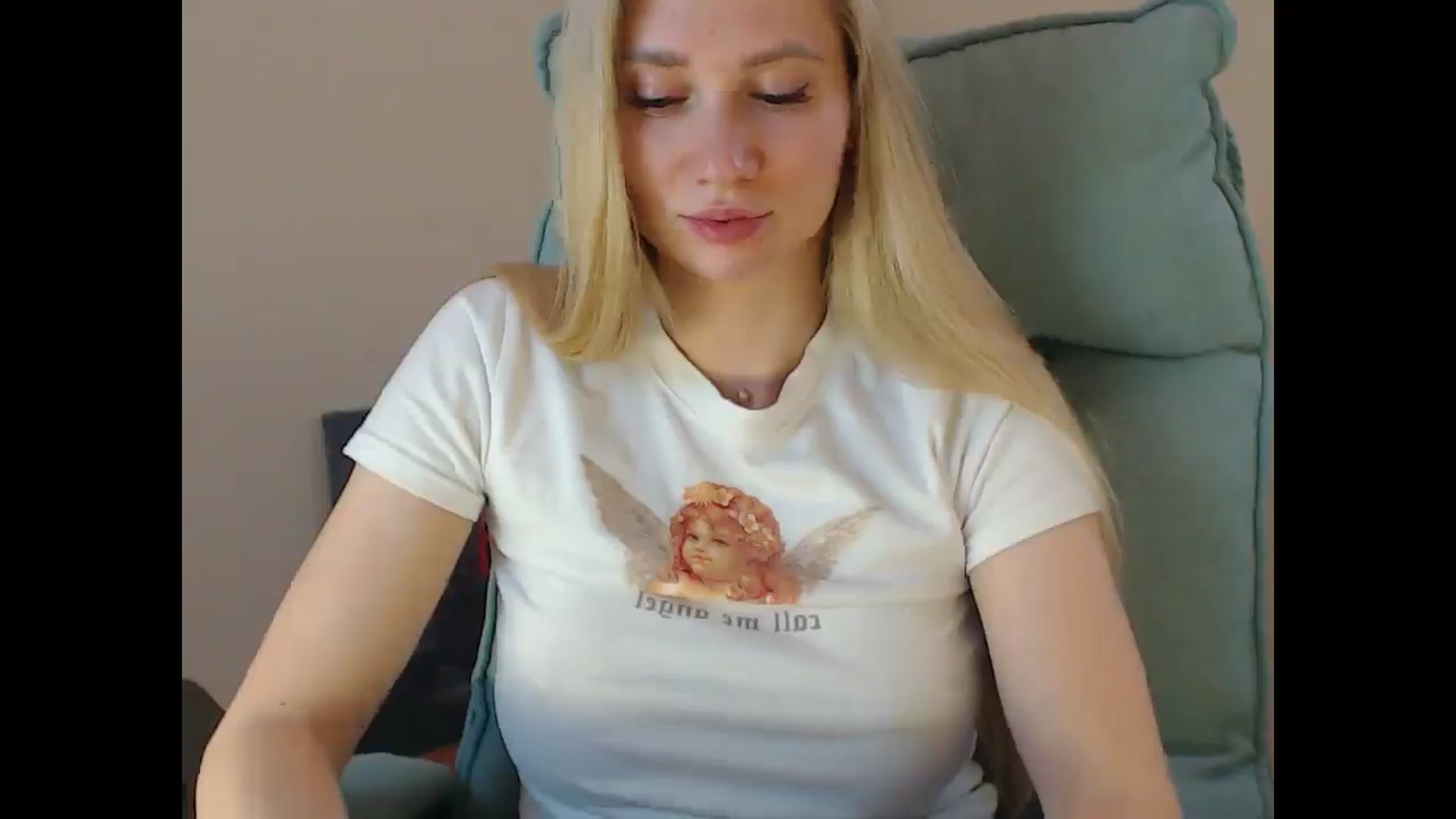 Gallery image thumbnail from Miss_Sylvia's myfreecams stream on, 05/07/2025, 18:23 image 19 of 20