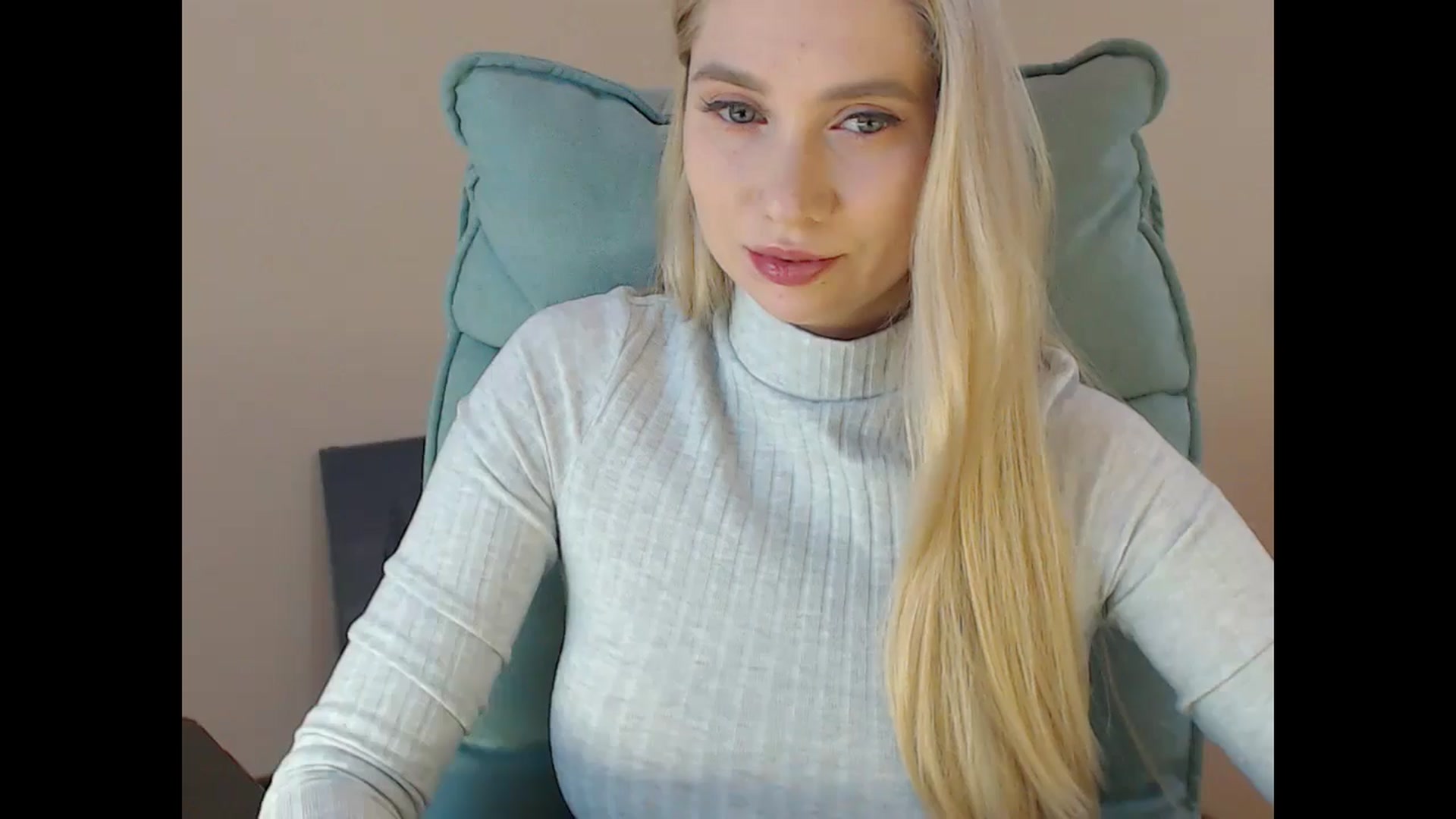 Gallery image thumbnail from Miss_Sylvia's myfreecams stream on, 05/08/2025, 18:05 image 4 of 20