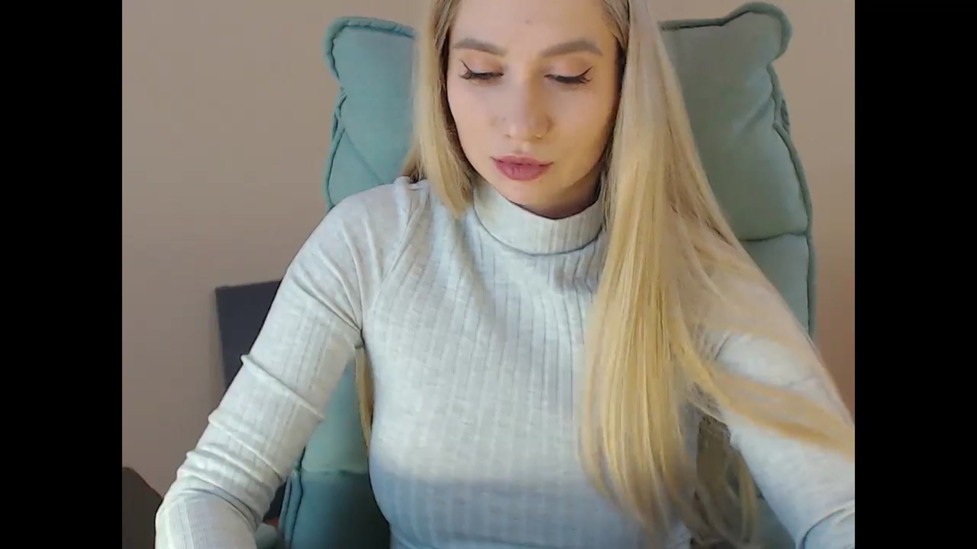 Gallery image thumbnail from Miss_Sylvia's myfreecams stream on, 05/08/2025, 18:33 image 3 of 20