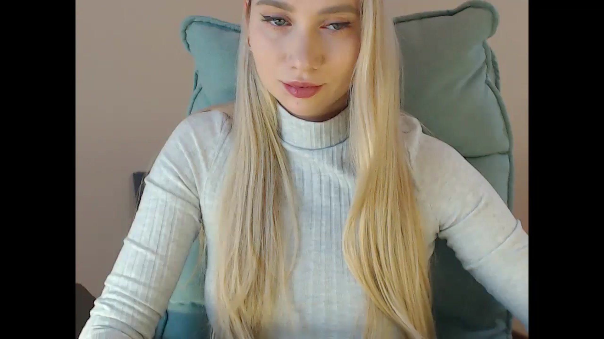 Gallery image thumbnail from Miss_Sylvia's myfreecams stream on, 05/08/2025, 19:53 image 2 of 20