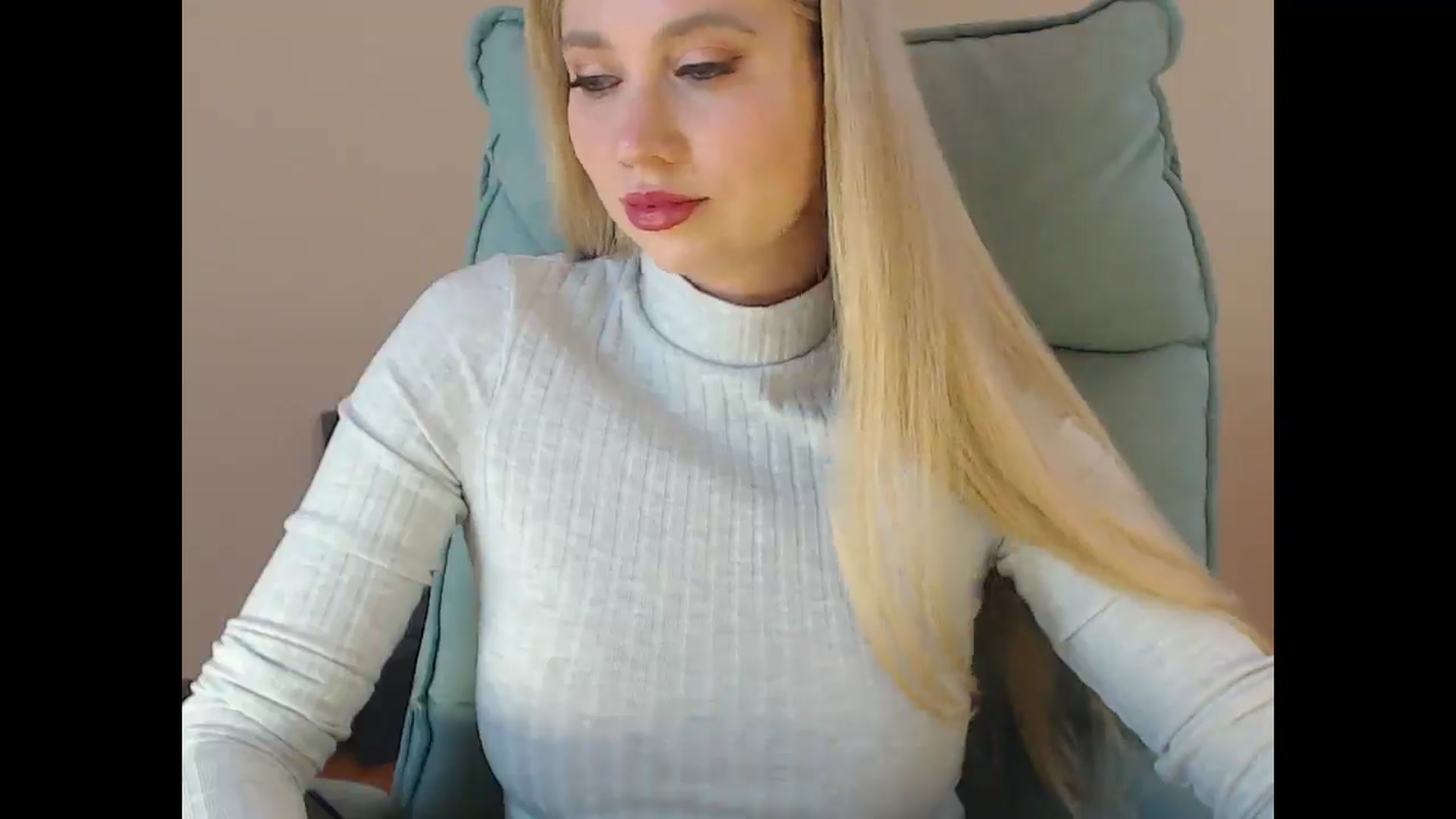 Gallery image thumbnail from Miss_Sylvia's myfreecams stream on, 05/10/2025, 17:35 image 10 of 20