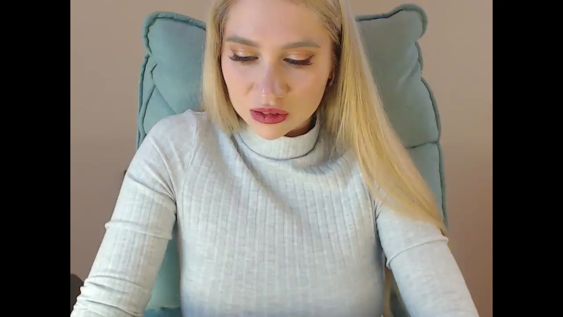 Gallery image thumbnail from Miss_Sylvia's myfreecams stream on, 05/10/2025, 18:20 image 12 of 20