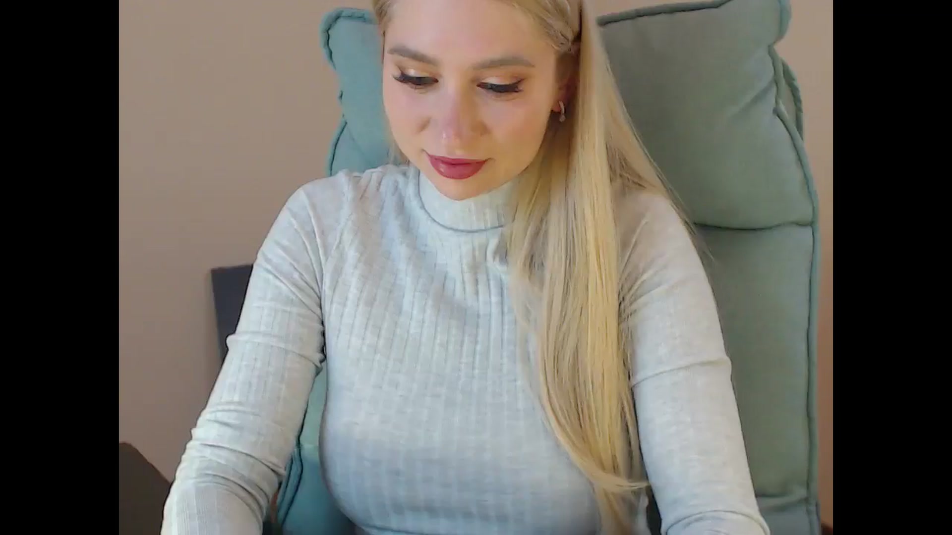 Gallery image thumbnail from Miss_Sylvia's myfreecams stream on, 05/10/2025, 19:21 image 1 of 20