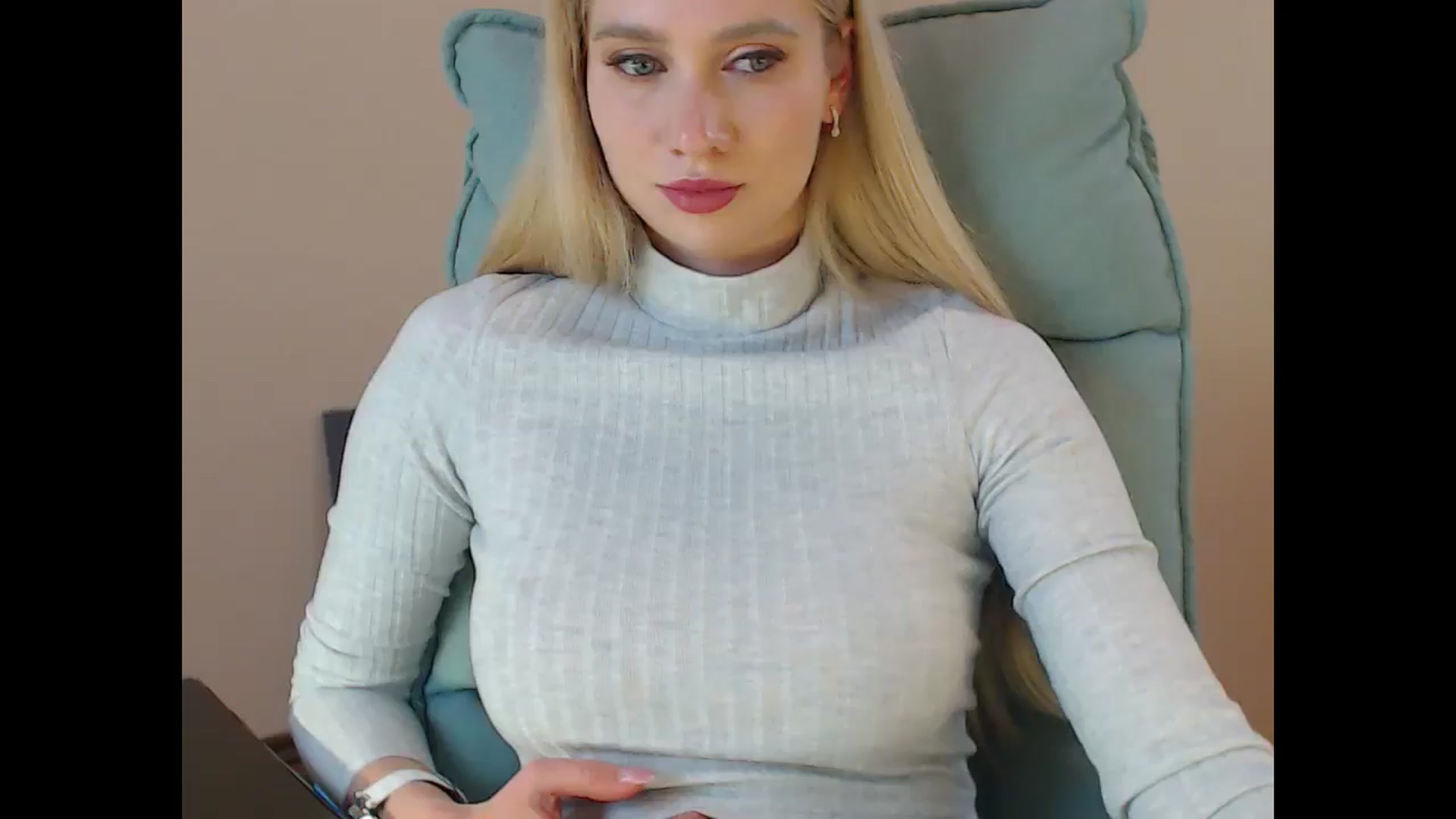 Gallery image thumbnail from Miss_Sylvia's myfreecams stream on, 05/10/2025, 19:21 image 9 of 20