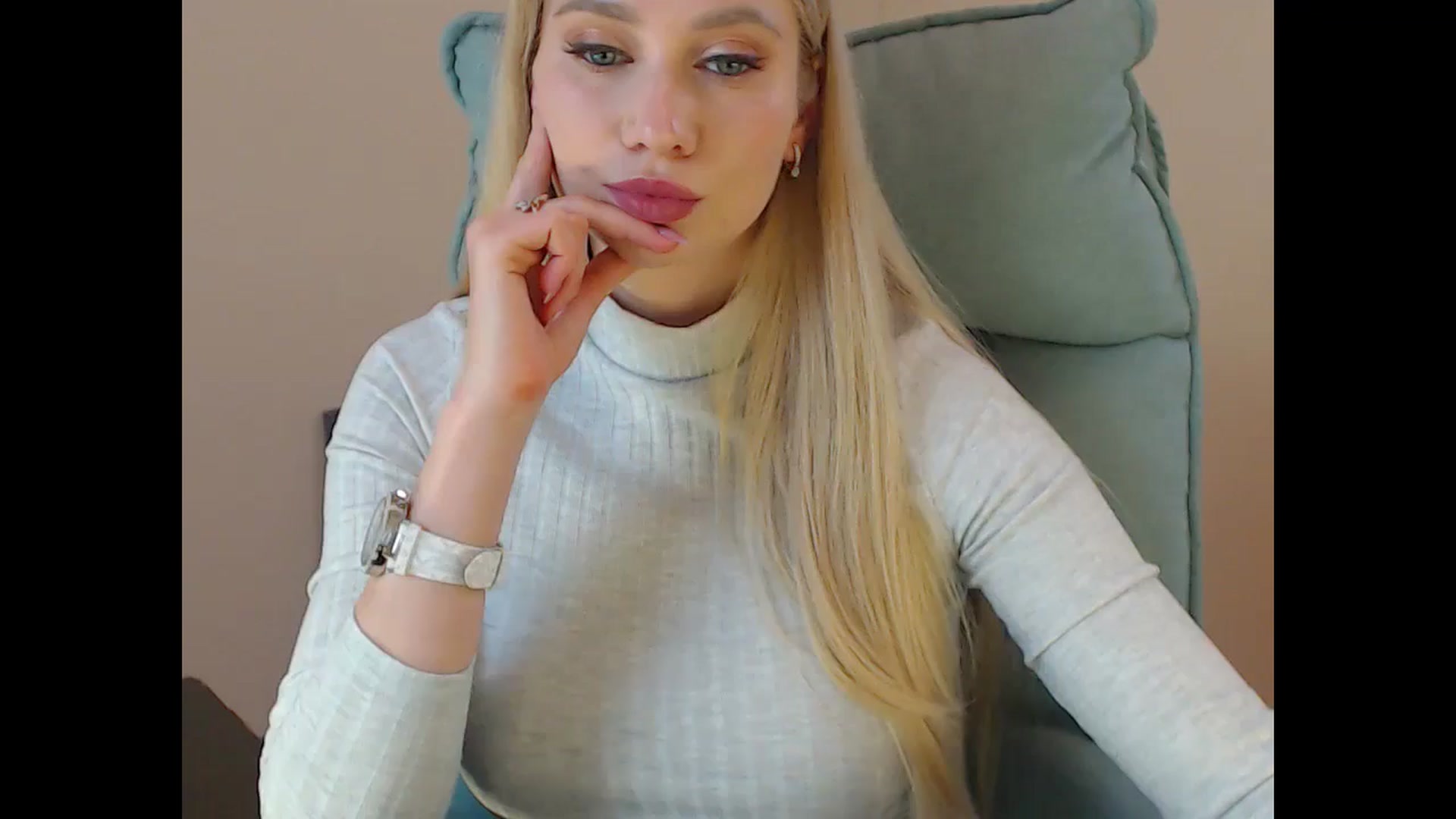 Gallery image thumbnail from Miss_Sylvia's myfreecams stream on, 05/10/2025, 19:21 image 7 of 20