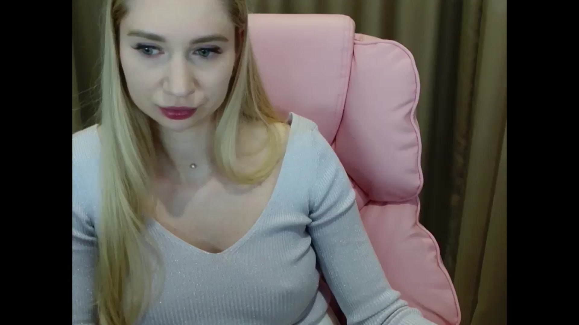 Gallery image thumbnail from Miss_Sylvia's myfreecams stream on, 05/13/2025, 19:34 image 13 of 20