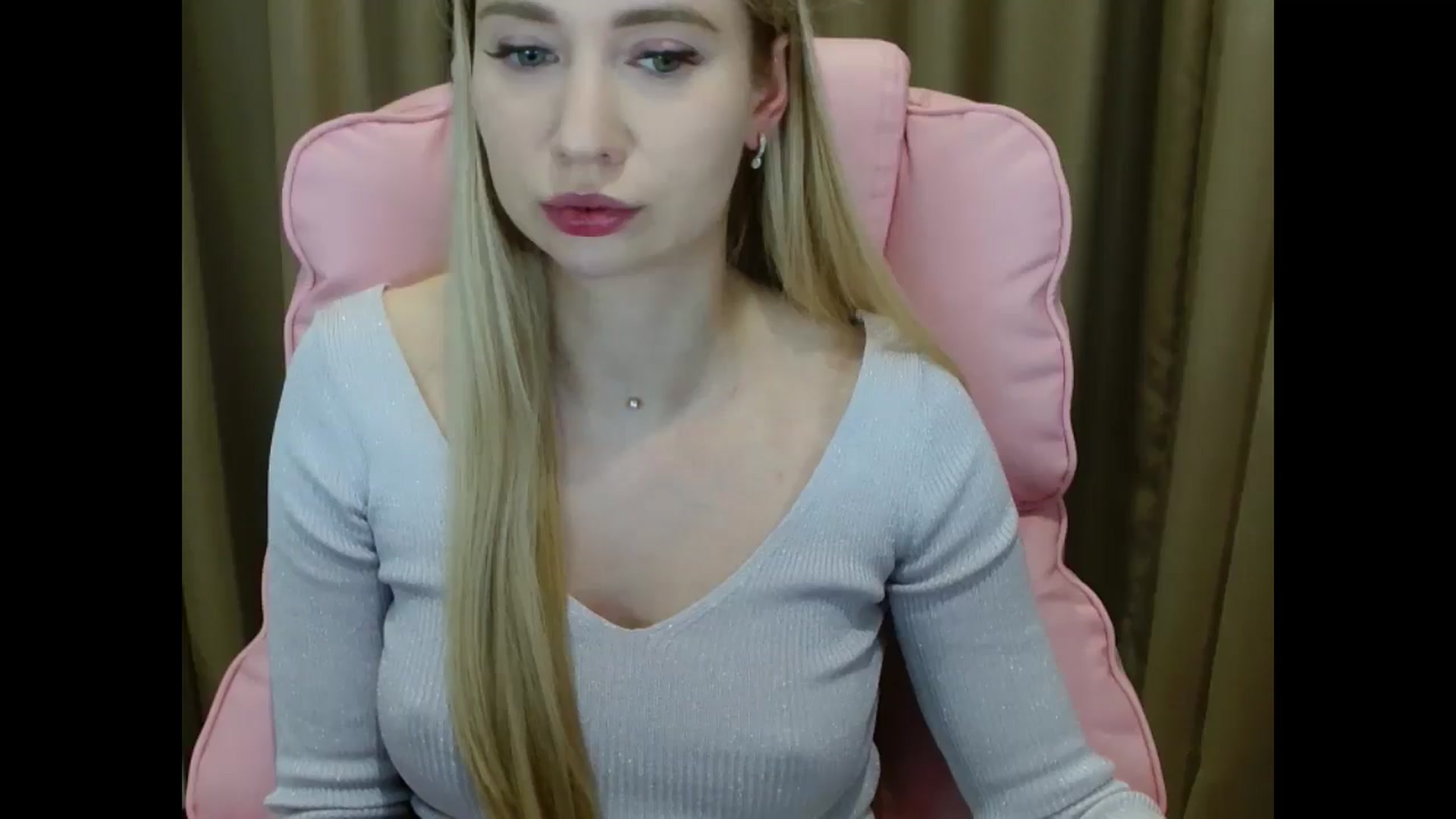 Gallery image thumbnail from Miss_Sylvia's myfreecams stream on, 05/13/2025, 19:34 image 15 of 20