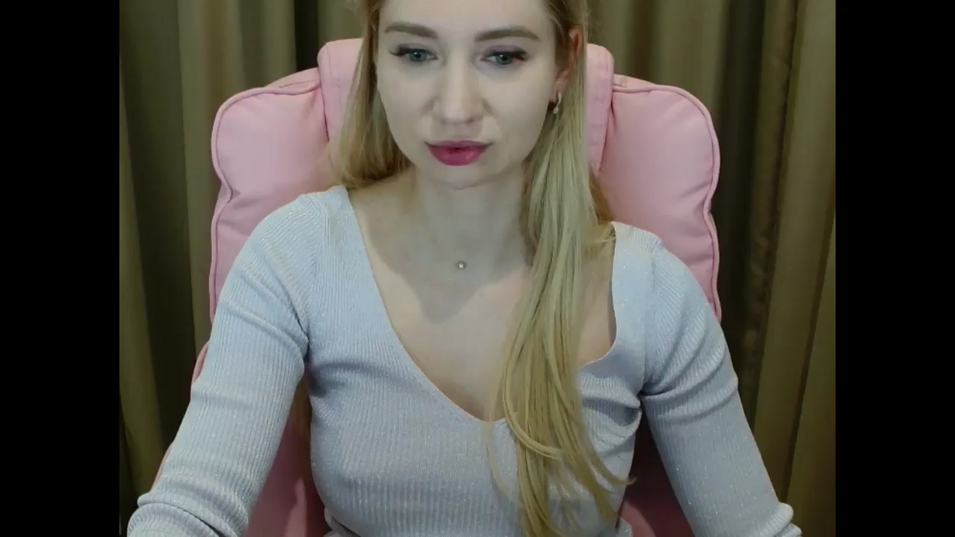 Gallery image thumbnail from Miss_Sylvia's myfreecams stream on, 05/13/2025, 20:43 image 7 of 20