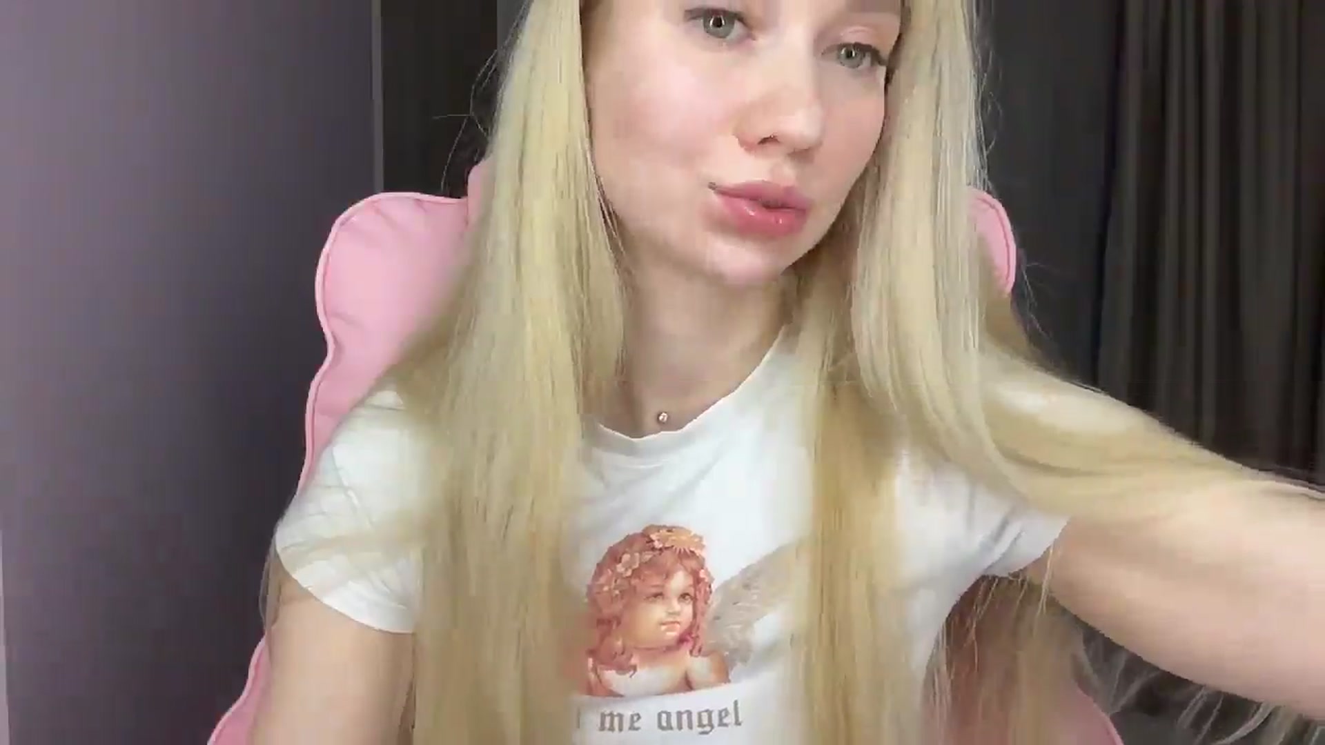 Gallery image thumbnail from Miss_Sylvia's myfreecams stream on, 05/14/2025, 19:09 image 6 of 20