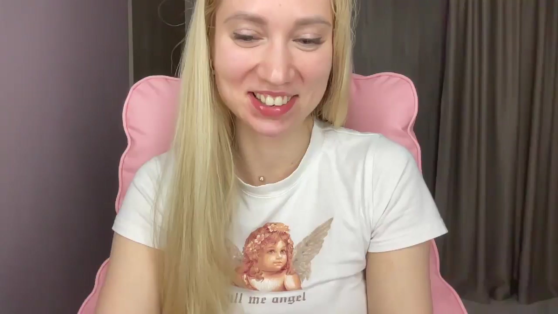 Gallery image thumbnail from Miss_Sylvia's myfreecams stream on, 05/14/2025, 21:05 image 2 of 20