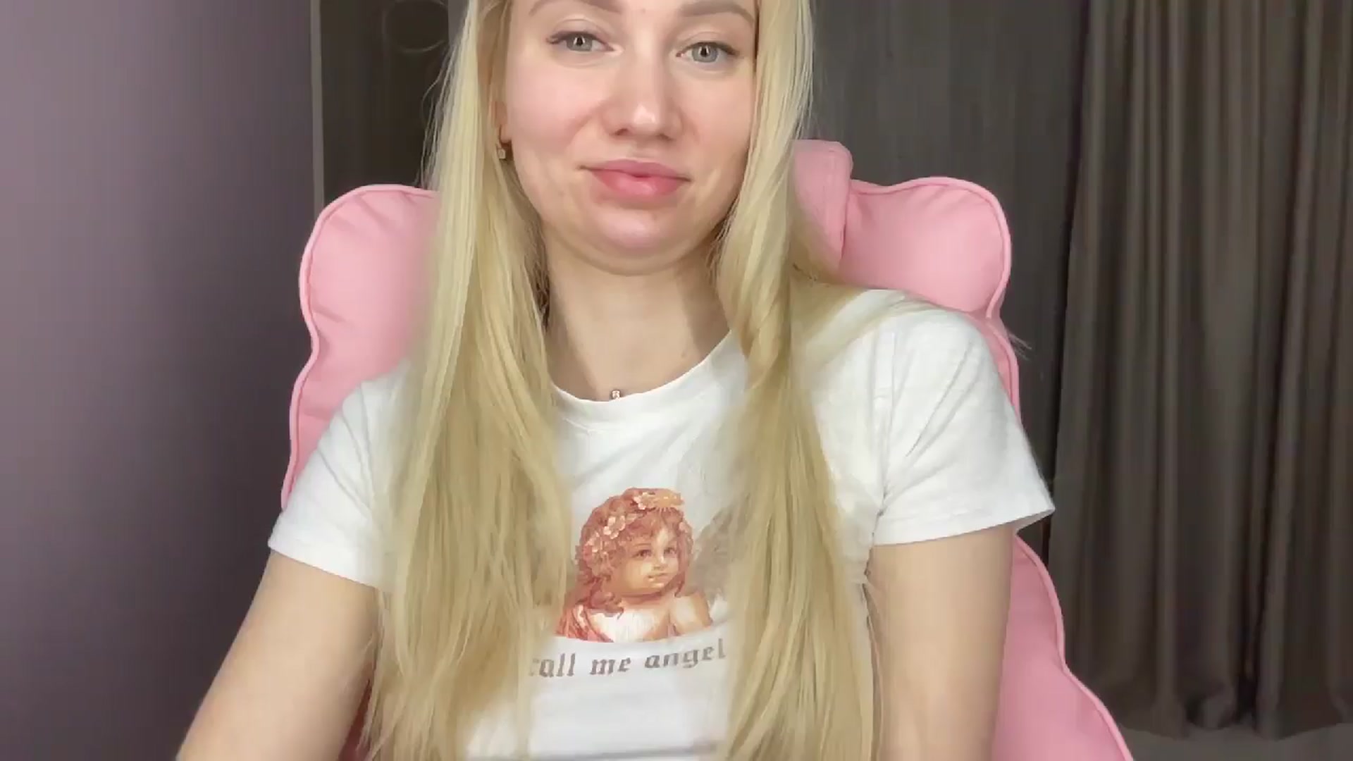 Gallery image thumbnail from Miss_Sylvia's myfreecams stream on, 05/14/2025, 21:05 image 1 of 20