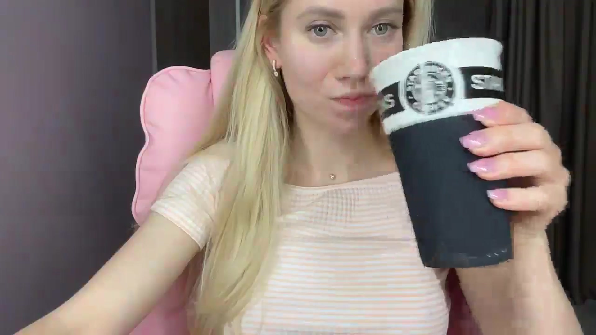 Gallery image thumbnail from Miss_Sylvia's myfreecams stream on, 05/15/2025, 19:57 image 16 of 20