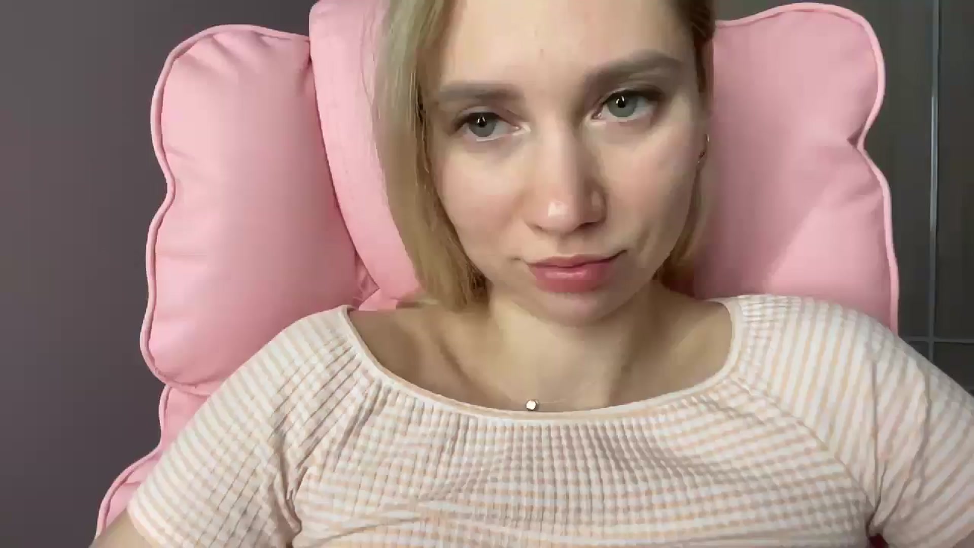Gallery image thumbnail from Miss_Sylvia's myfreecams stream on, 05/15/2025, 19:57 image 1 of 20