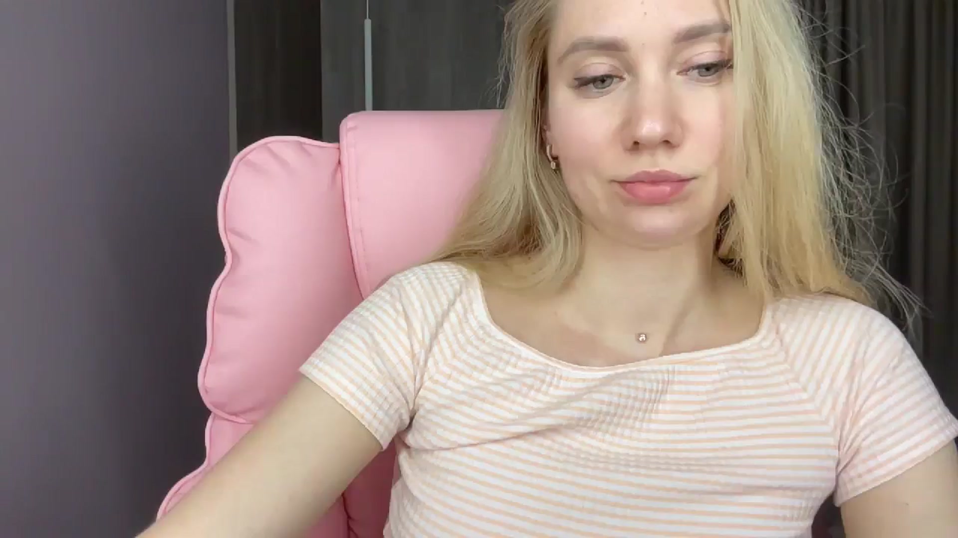 Gallery image thumbnail from Miss_Sylvia's myfreecams stream on, 05/15/2025, 19:57 image 11 of 20