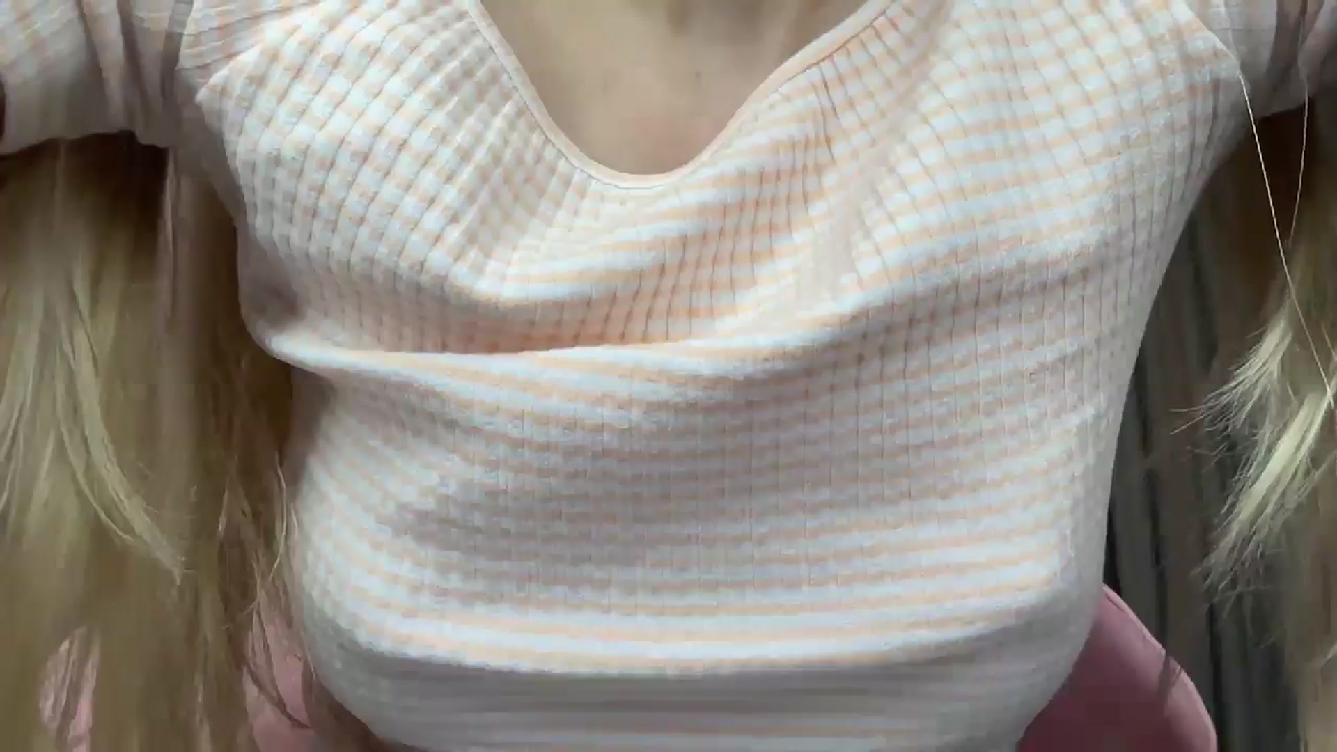 Gallery image thumbnail from Miss_Sylvia's myfreecams stream on, 05/15/2025, 21:37 image 15 of 20