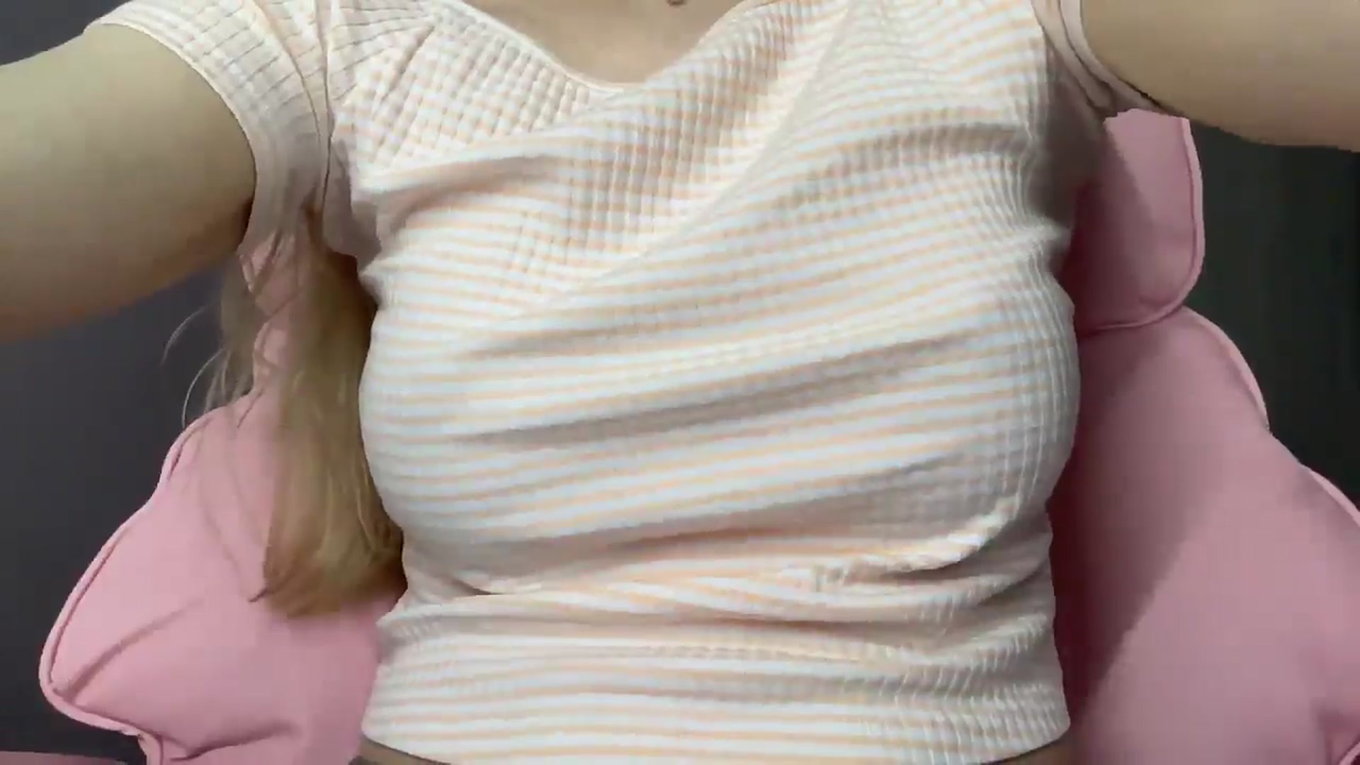 Gallery image thumbnail from Miss_Sylvia's myfreecams stream on, 05/15/2025, 21:37 image 2 of 20