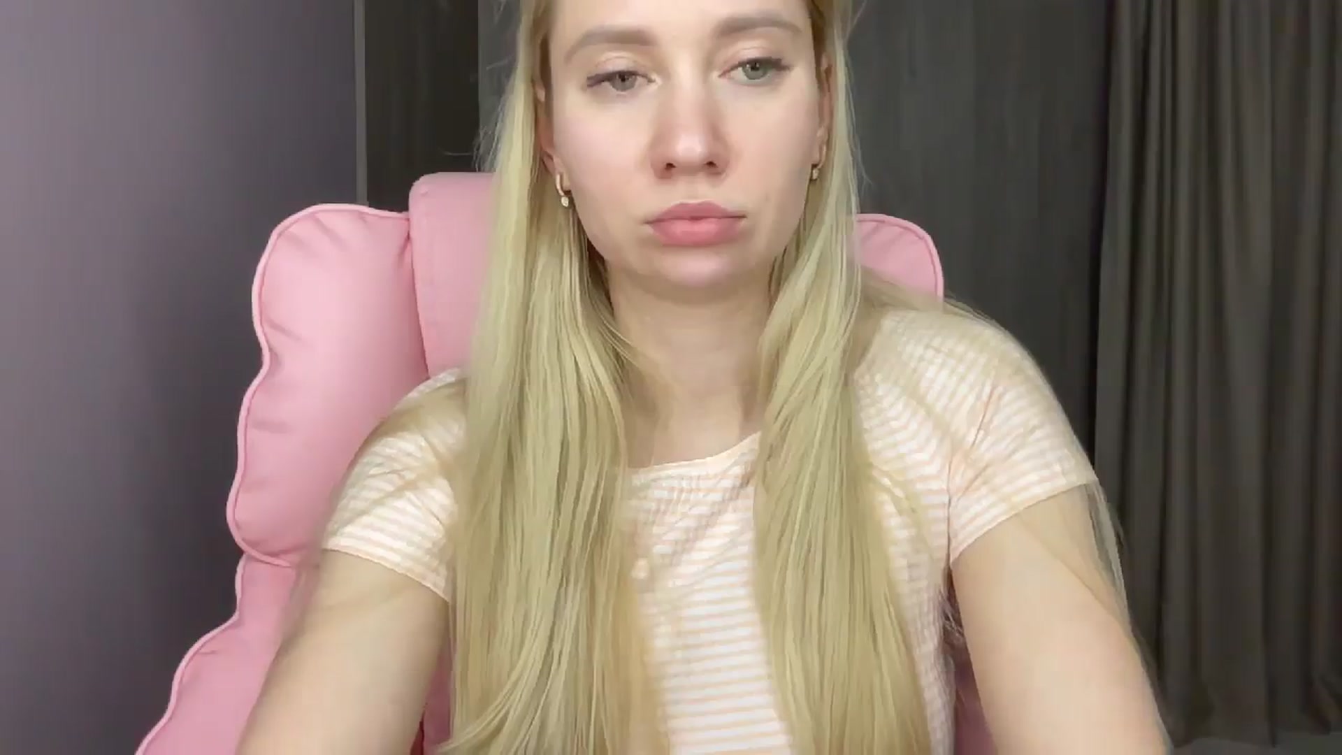 Gallery image thumbnail from Miss_Sylvia's myfreecams stream on, 05/16/2025, 18:49 image 10 of 20