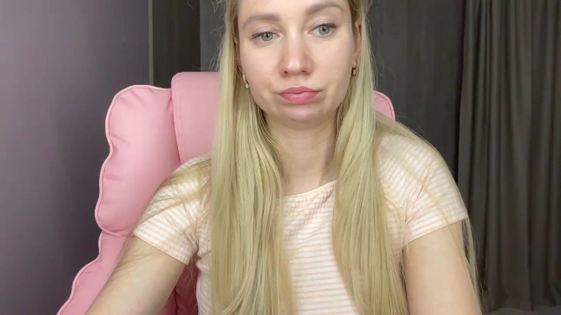 Gallery image thumbnail from Miss_Sylvia's myfreecams stream on, 05/16/2025, 18:49 image 8 of 20