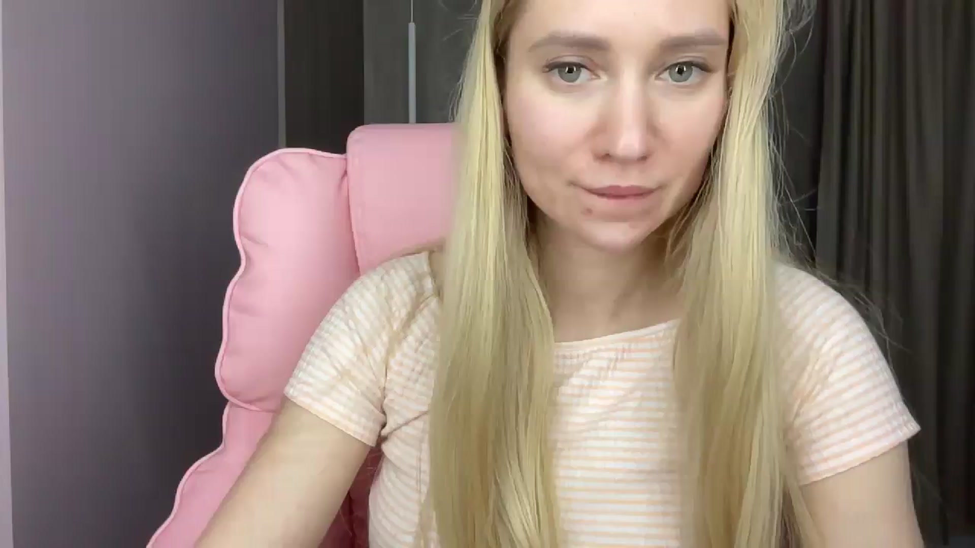 Gallery image thumbnail from Miss_Sylvia's myfreecams stream on, 05/16/2025, 18:49 image 19 of 20