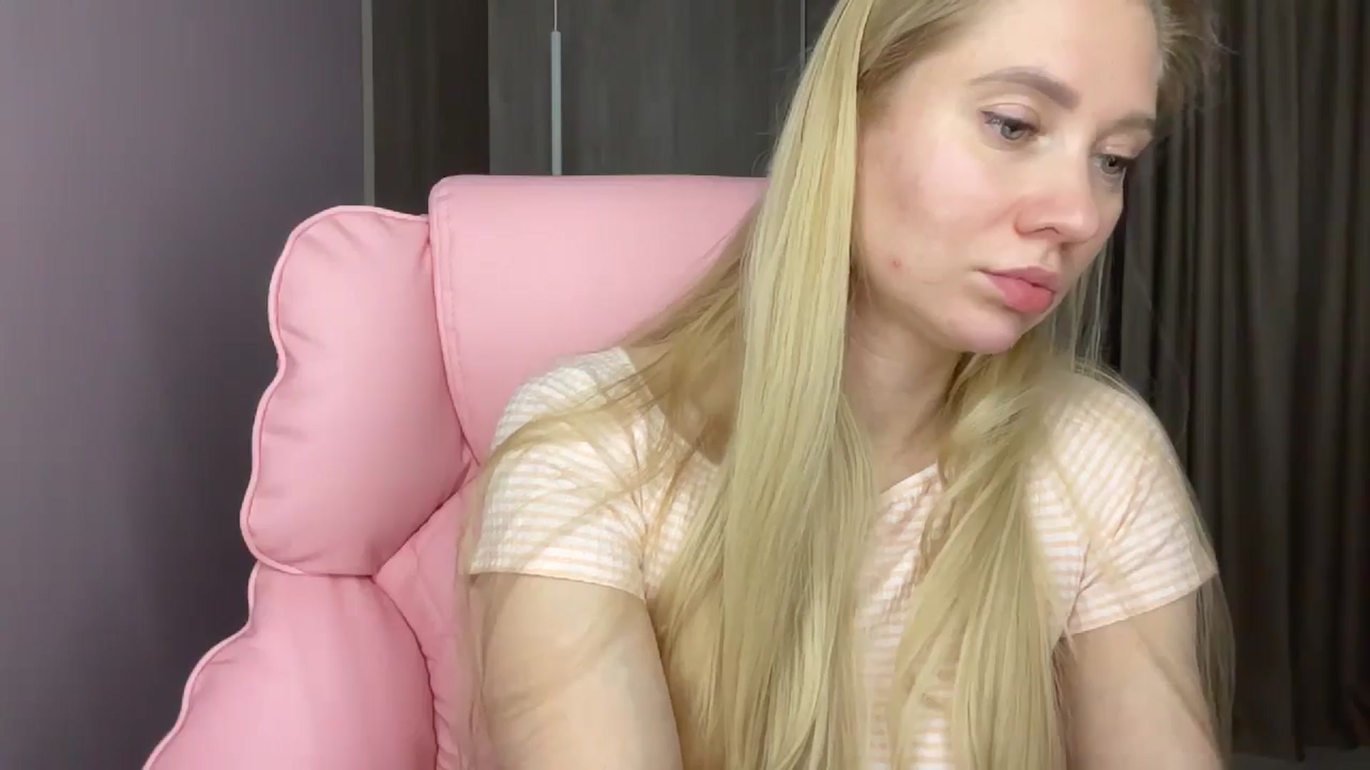 Gallery image thumbnail from Miss_Sylvia's myfreecams stream on, 05/16/2025, 18:49 image 11 of 20