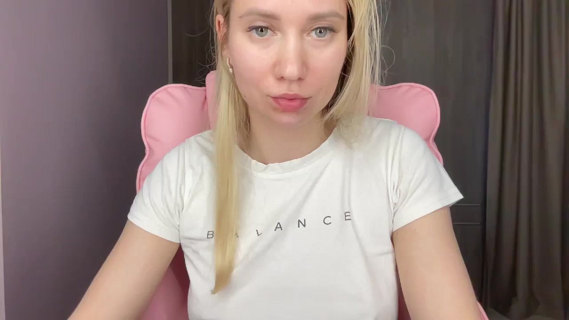 Gallery image thumbnail from Miss_Sylvia's myfreecams stream on, 05/17/2025, 17:33 image 20 of 20
