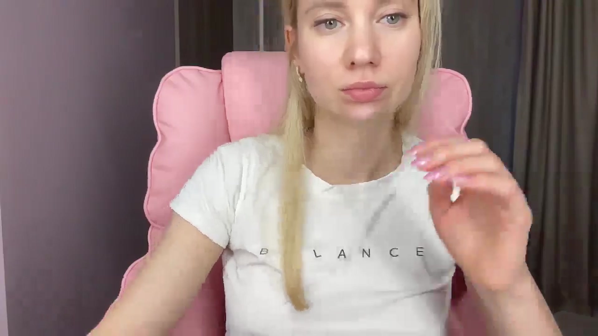 Gallery image thumbnail from Miss_Sylvia's myfreecams stream on, 05/17/2025, 17:33 image 18 of 20