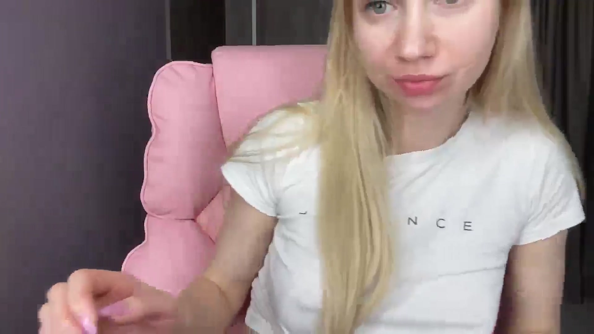Gallery image thumbnail from Miss_Sylvia's myfreecams stream on, 05/17/2025, 21:00 image 8 of 20