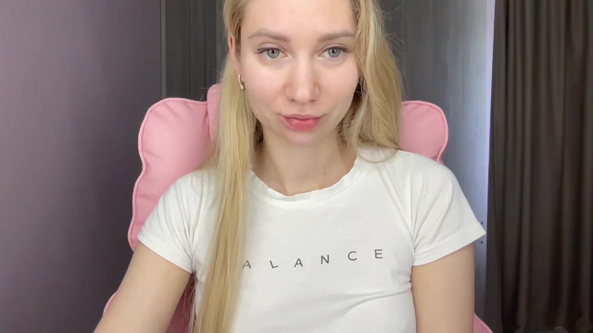 Gallery image thumbnail from Miss_Sylvia's myfreecams stream on, 05/19/2025, 09:51 image 7 of 20