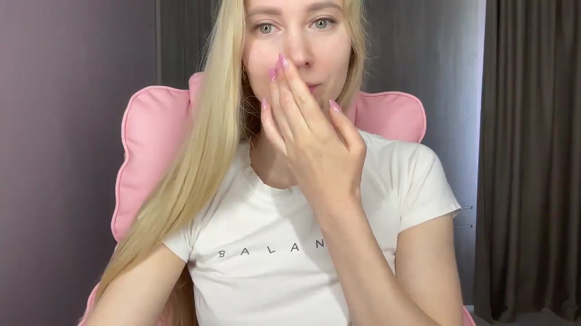 Gallery image thumbnail from Miss_Sylvia's myfreecams stream on, 05/19/2025, 09:51 image 12 of 20
