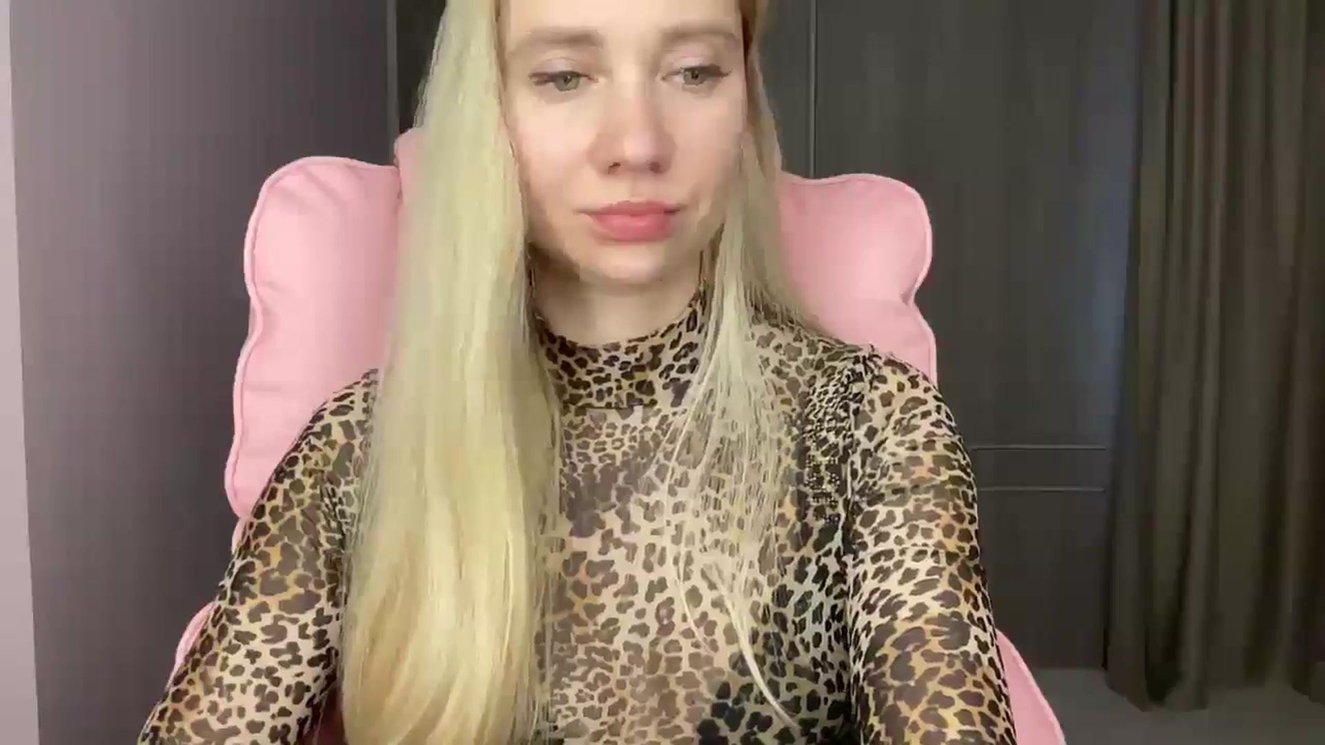 Gallery image thumbnail from Miss_Sylvia's myfreecams stream on, 05/19/2025, 16:58 image 17 of 20