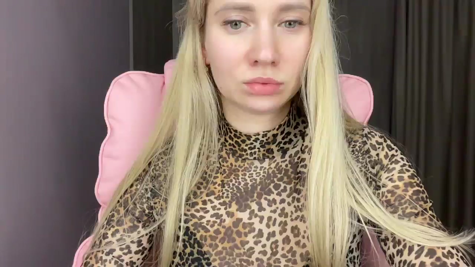 Gallery image thumbnail from Miss_Sylvia's myfreecams stream on, 05/19/2025, 21:43 image 4 of 20