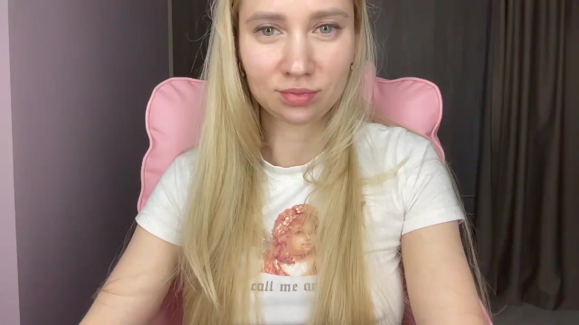 Gallery image thumbnail from Miss_Sylvia's myfreecams stream on, 05/20/2025, 17:50 image 15 of 20