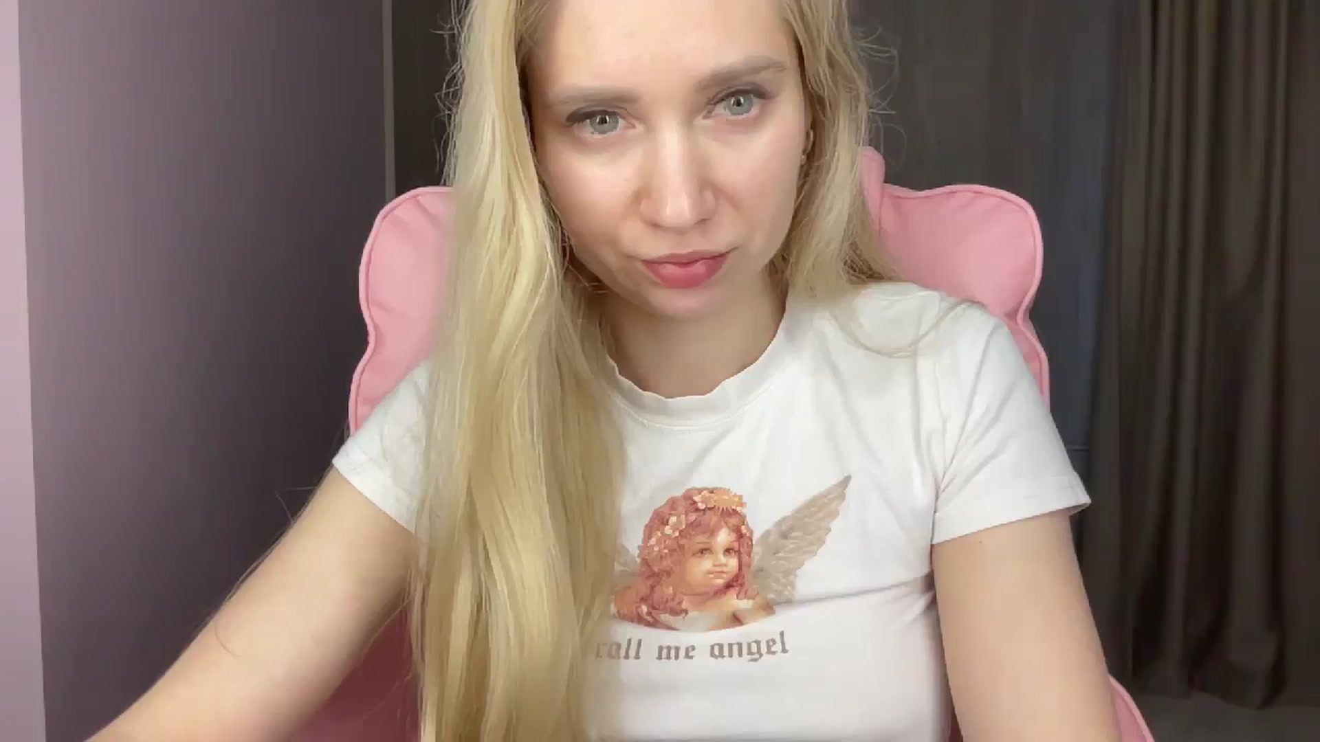 Gallery image thumbnail from Miss_Sylvia's myfreecams stream on, 05/20/2025, 17:50 image 5 of 20
