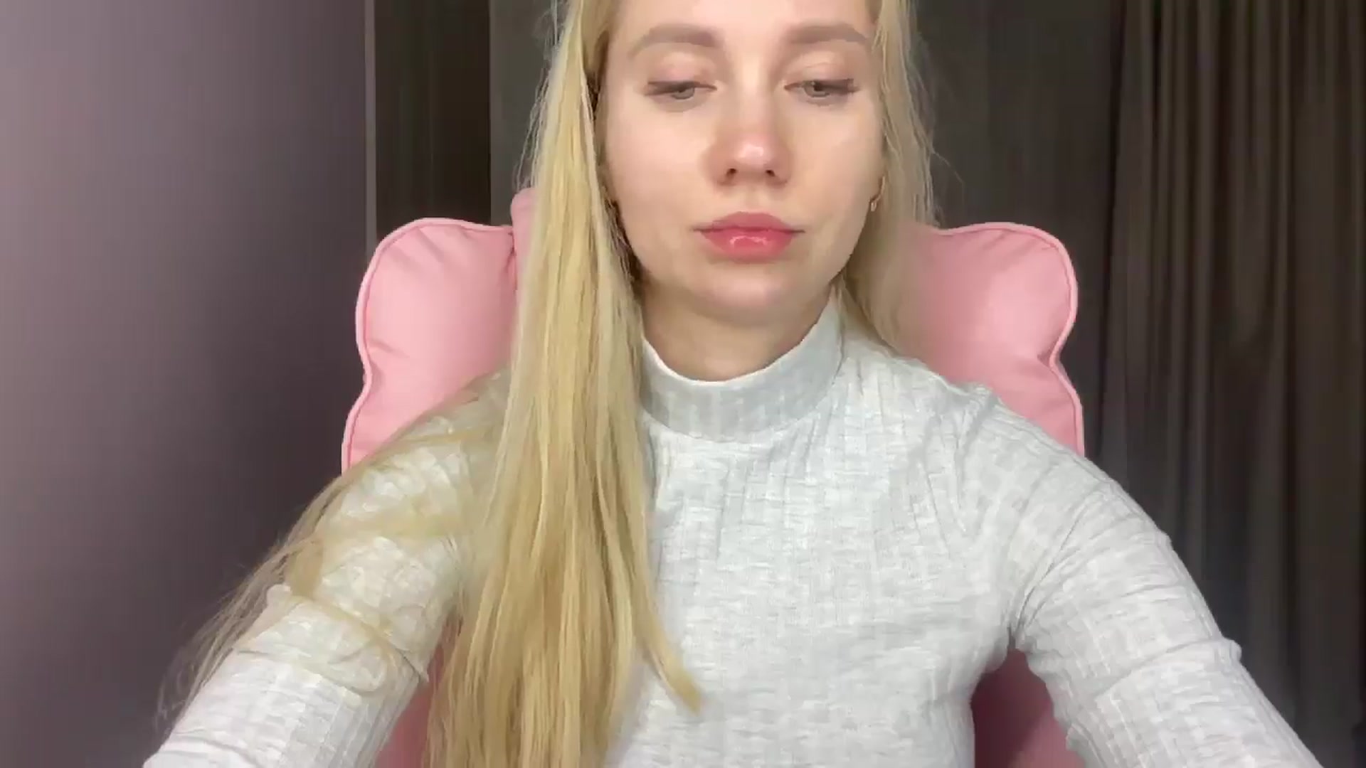 Gallery image thumbnail from Miss_Sylvia's myfreecams stream on, 05/21/2025, 20:55 image 9 of 20