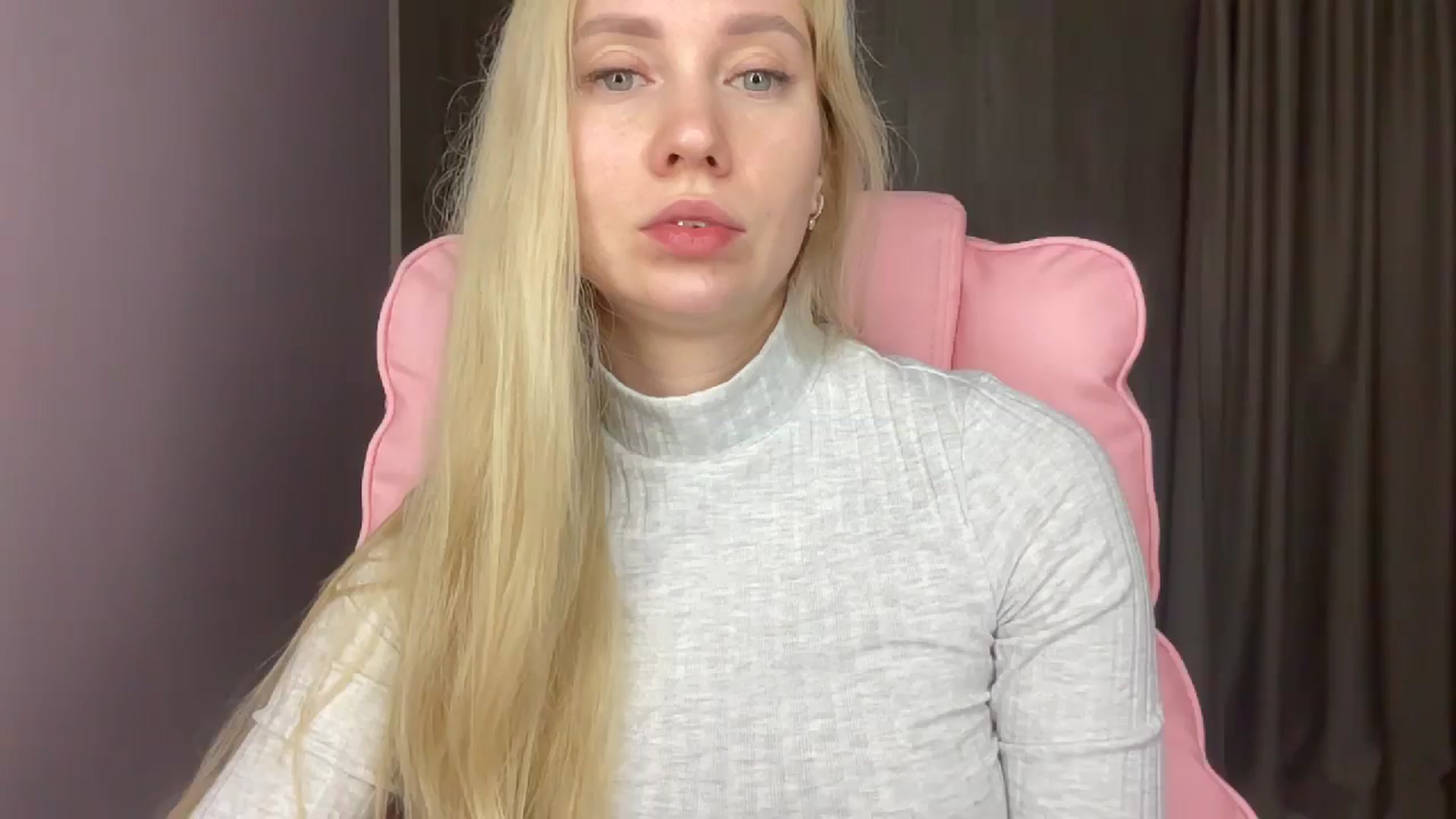 Gallery image thumbnail from Miss_Sylvia's myfreecams stream on, 05/21/2025, 20:55 image 14 of 20