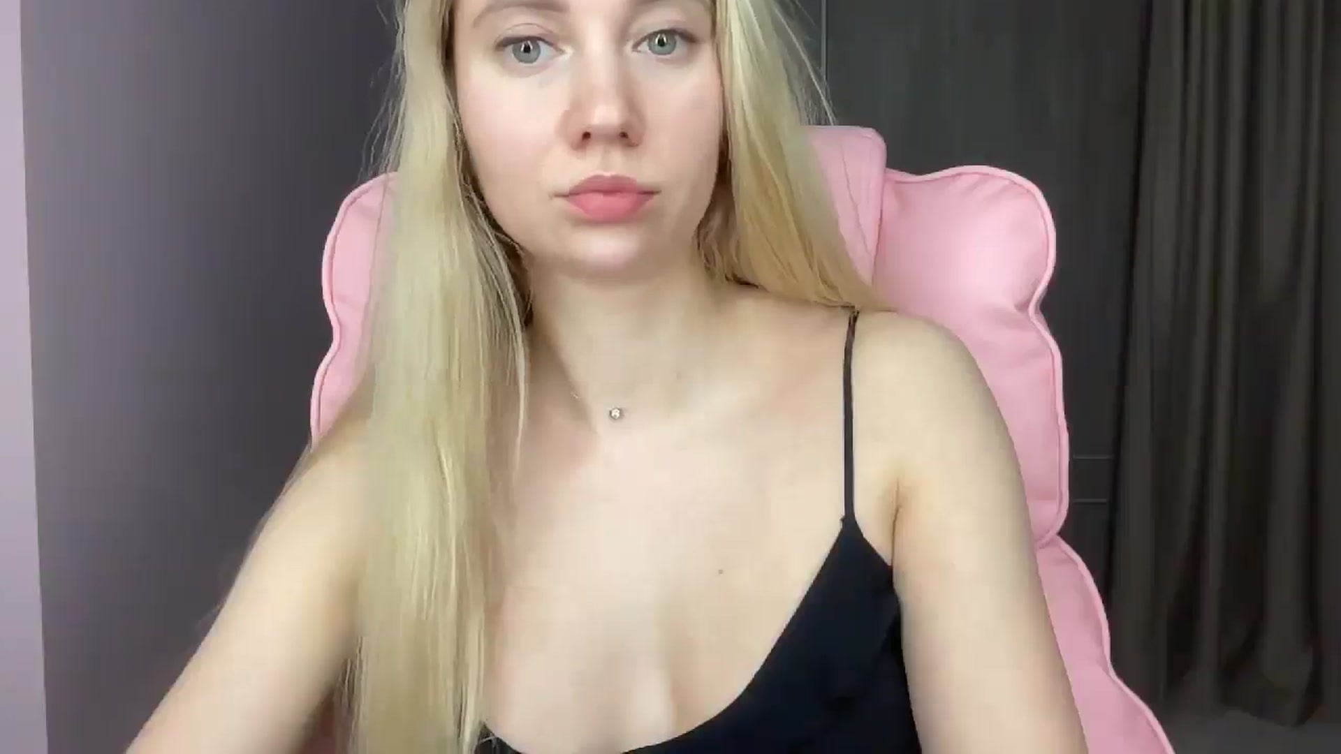 Gallery image thumbnail from Miss_Sylvia's myfreecams stream on, 05/24/2025, 19:33 image 11 of 20