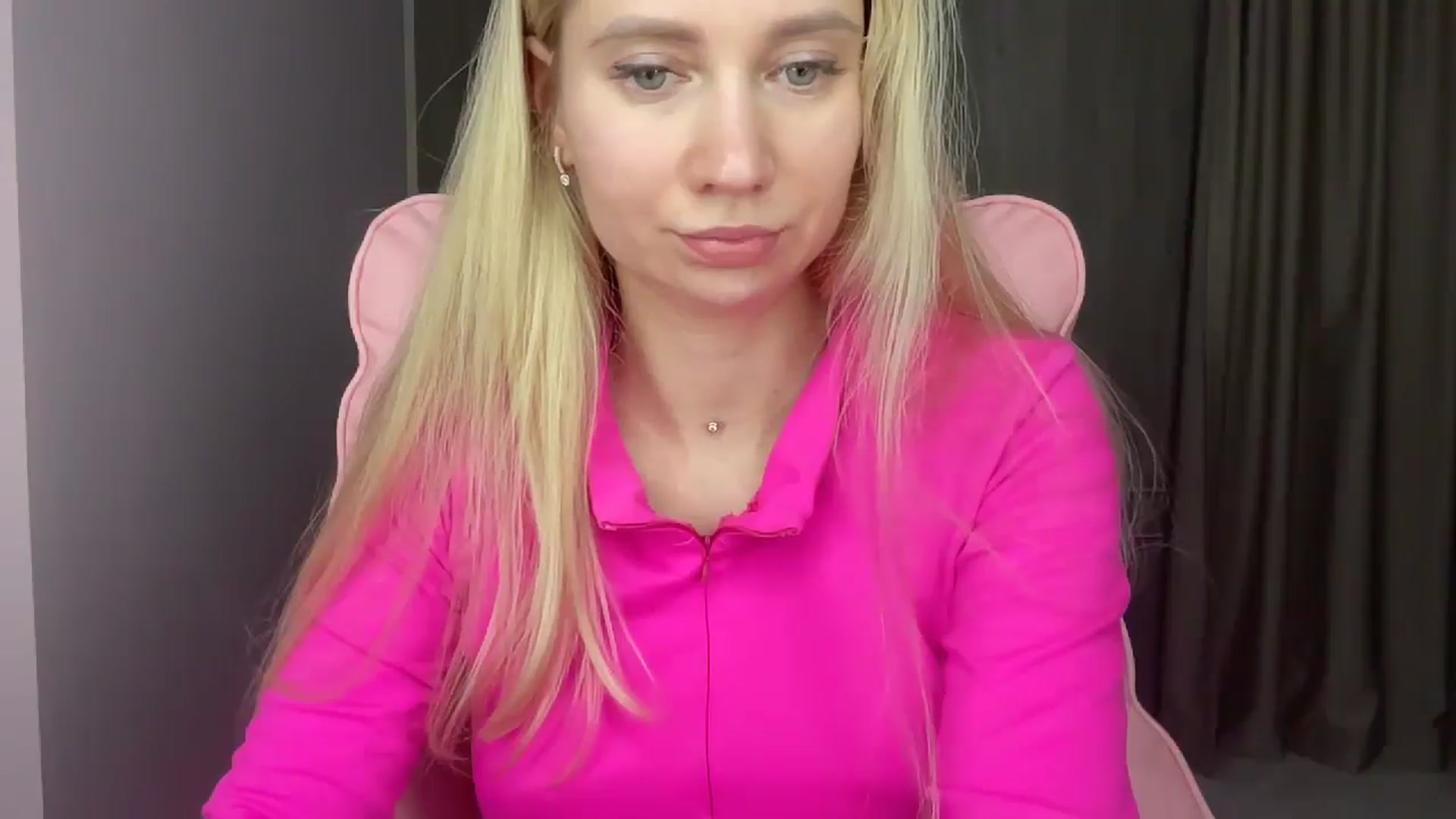 Gallery image thumbnail from Miss_Sylvia's myfreecams stream on, 05/25/2025, 18:58 image 4 of 20