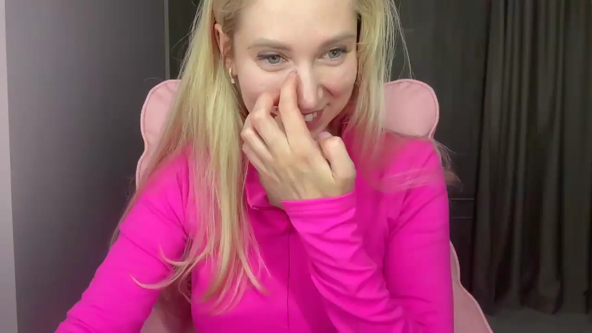 Gallery image thumbnail from Miss_Sylvia's myfreecams stream on, 05/25/2025, 18:58 image 2 of 20