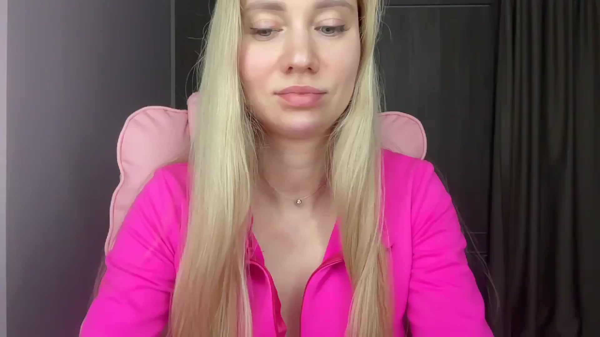 Gallery image thumbnail from Miss_Sylvia's myfreecams stream on, 05/25/2025, 20:53 image 2 of 20