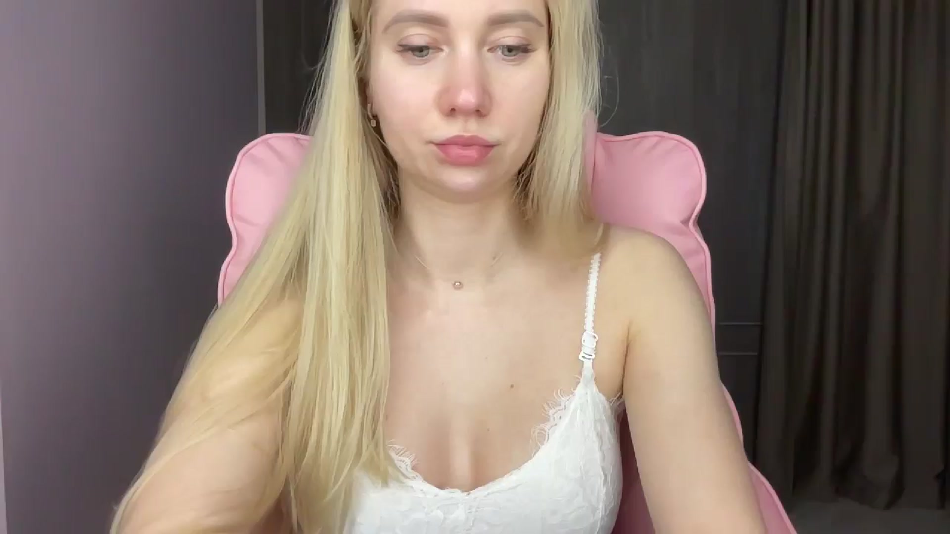 Gallery image thumbnail from Miss_Sylvia's myfreecams stream on, 05/26/2025, 17:06 image 1 of 20