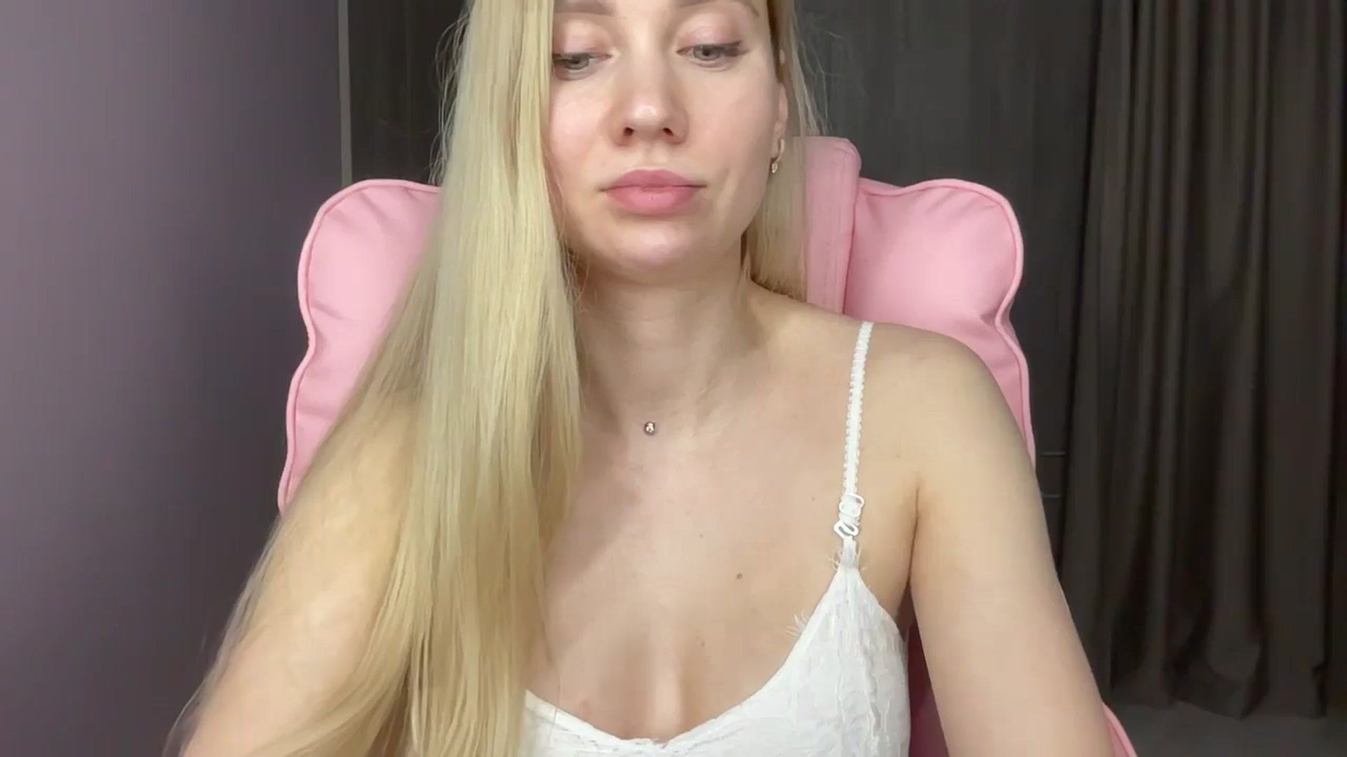 Gallery image thumbnail from Miss_Sylvia's myfreecams stream on, 05/26/2025, 19:52 image 15 of 20
