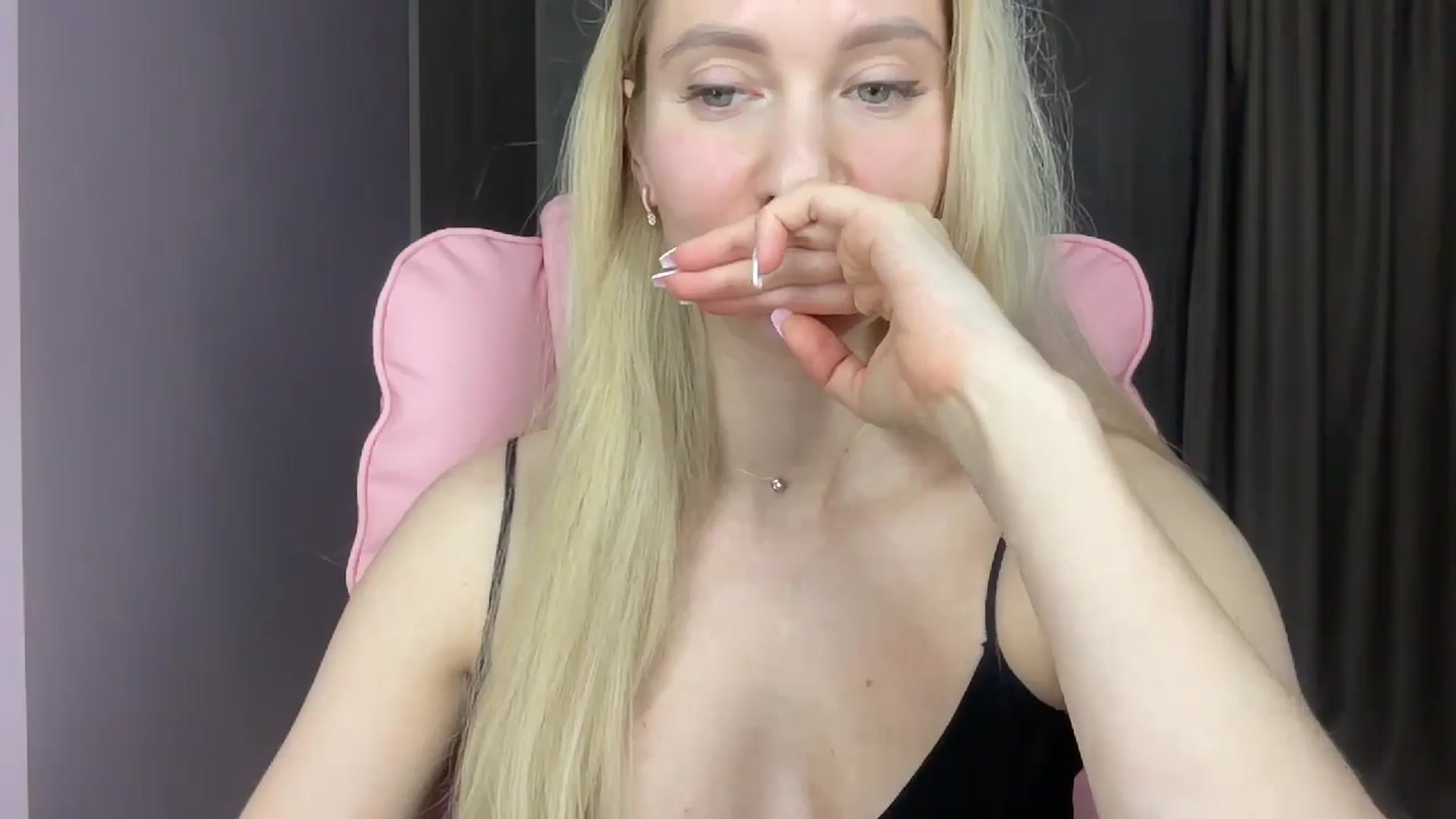Gallery image thumbnail from Miss_Sylvia's myfreecams stream on, 05/27/2025, 18:55 image 2 of 20