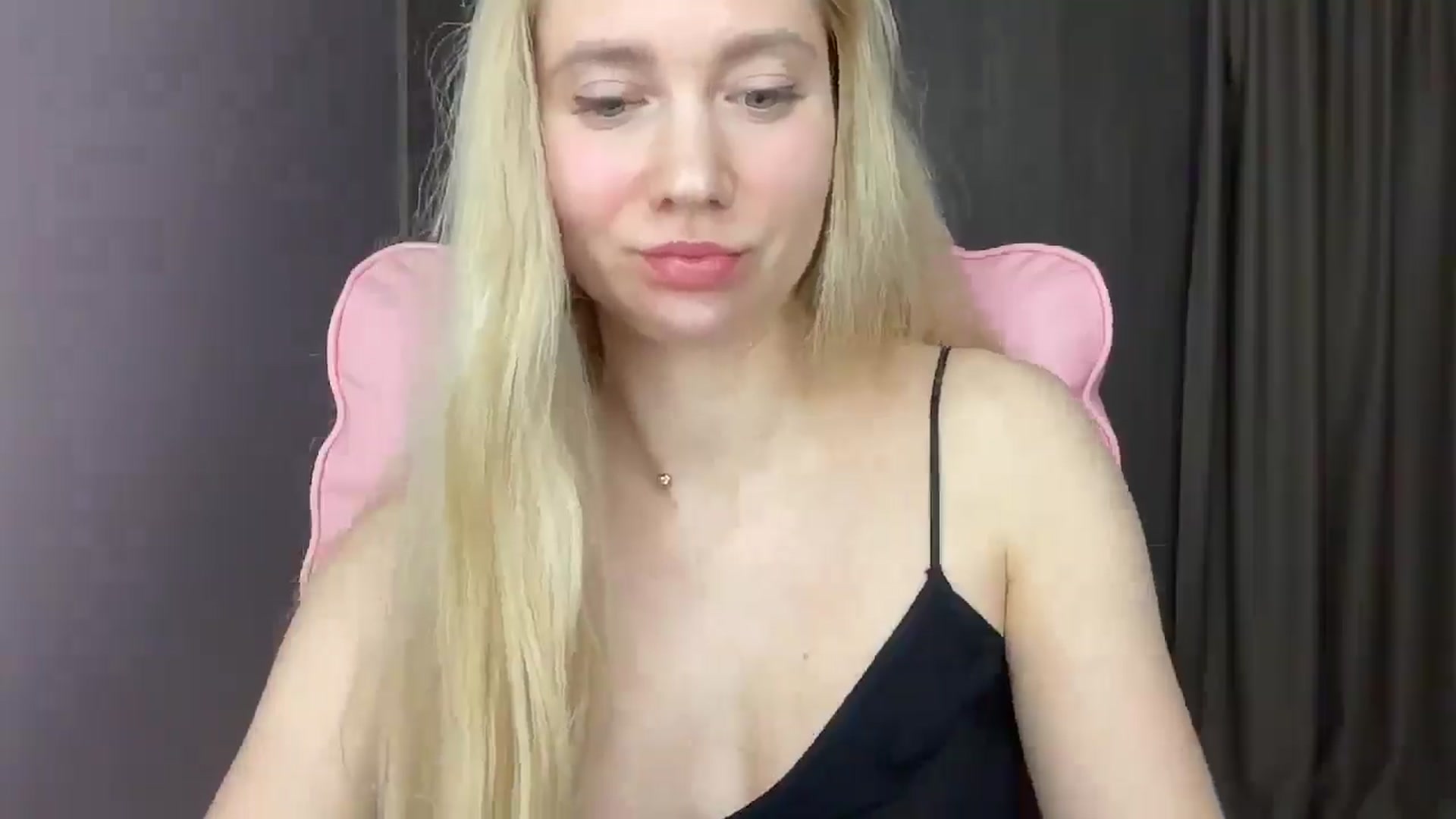 Gallery image thumbnail from Miss_Sylvia's myfreecams stream on, 05/27/2025, 20:16 image 15 of 20