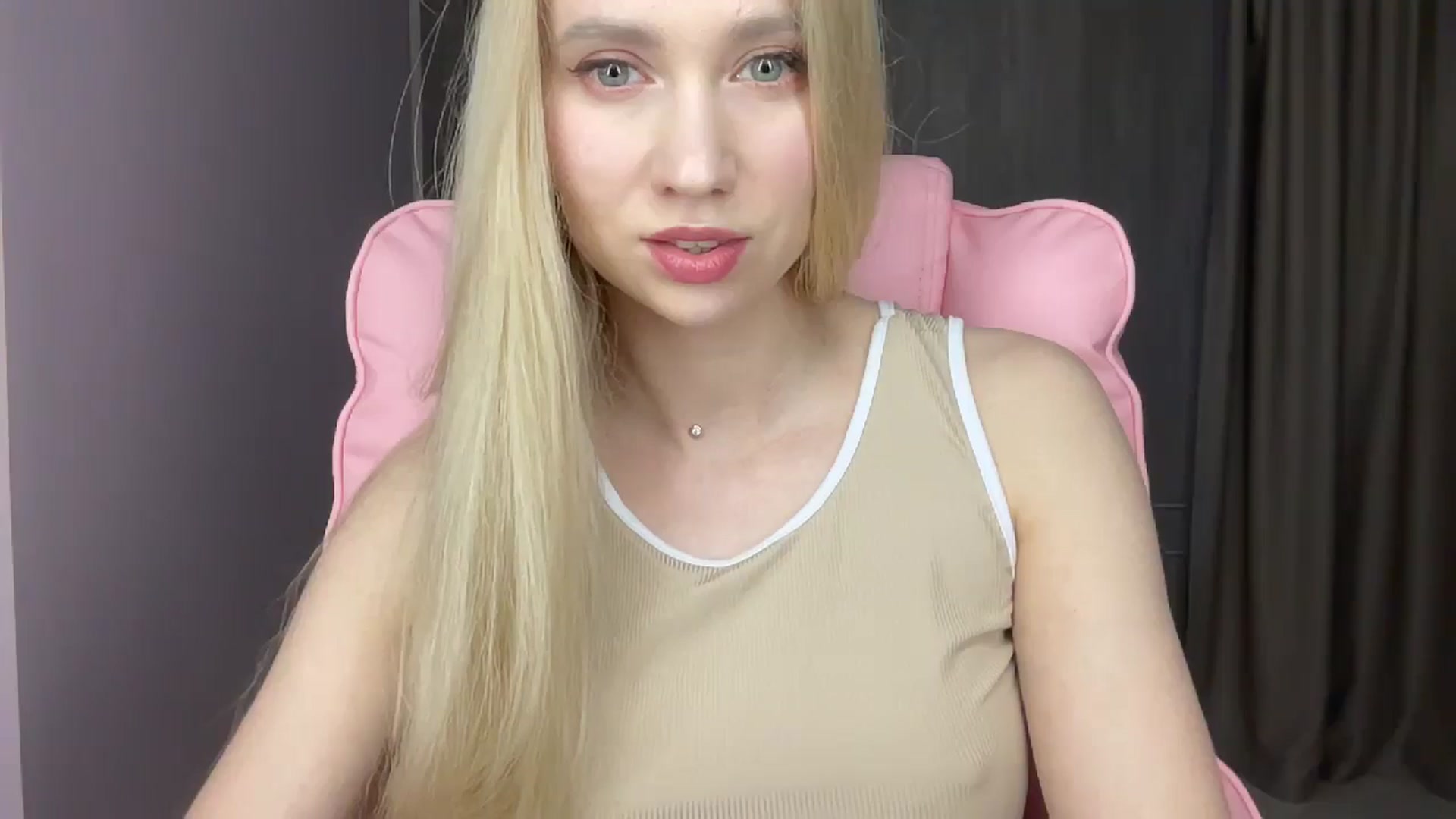 Gallery image thumbnail from Miss_Sylvia's myfreecams stream on, 05/28/2025, 16:14 image 15 of 20