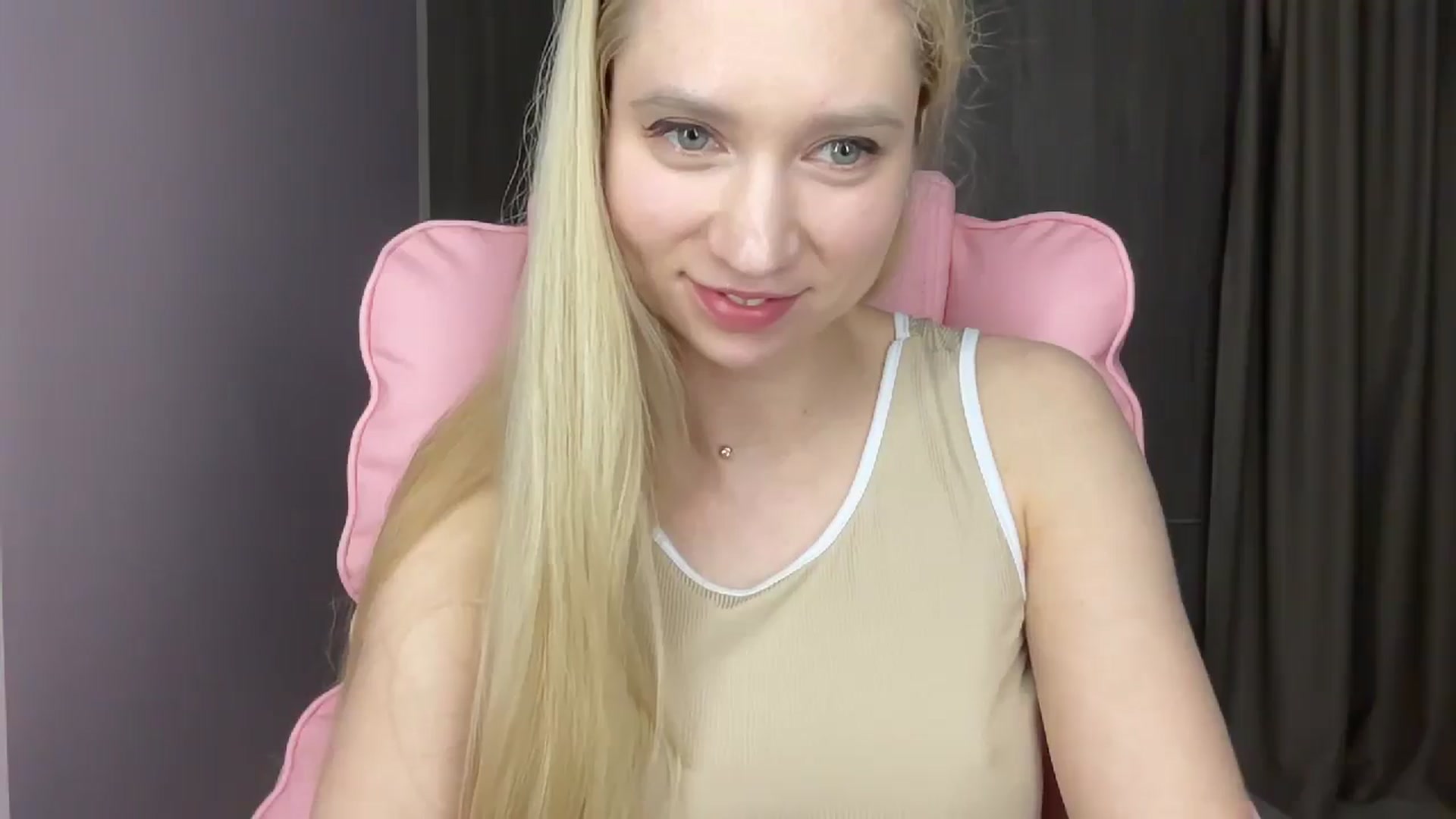 Gallery image thumbnail from Miss_Sylvia's myfreecams stream on, 05/28/2025, 20:16 image 9 of 20